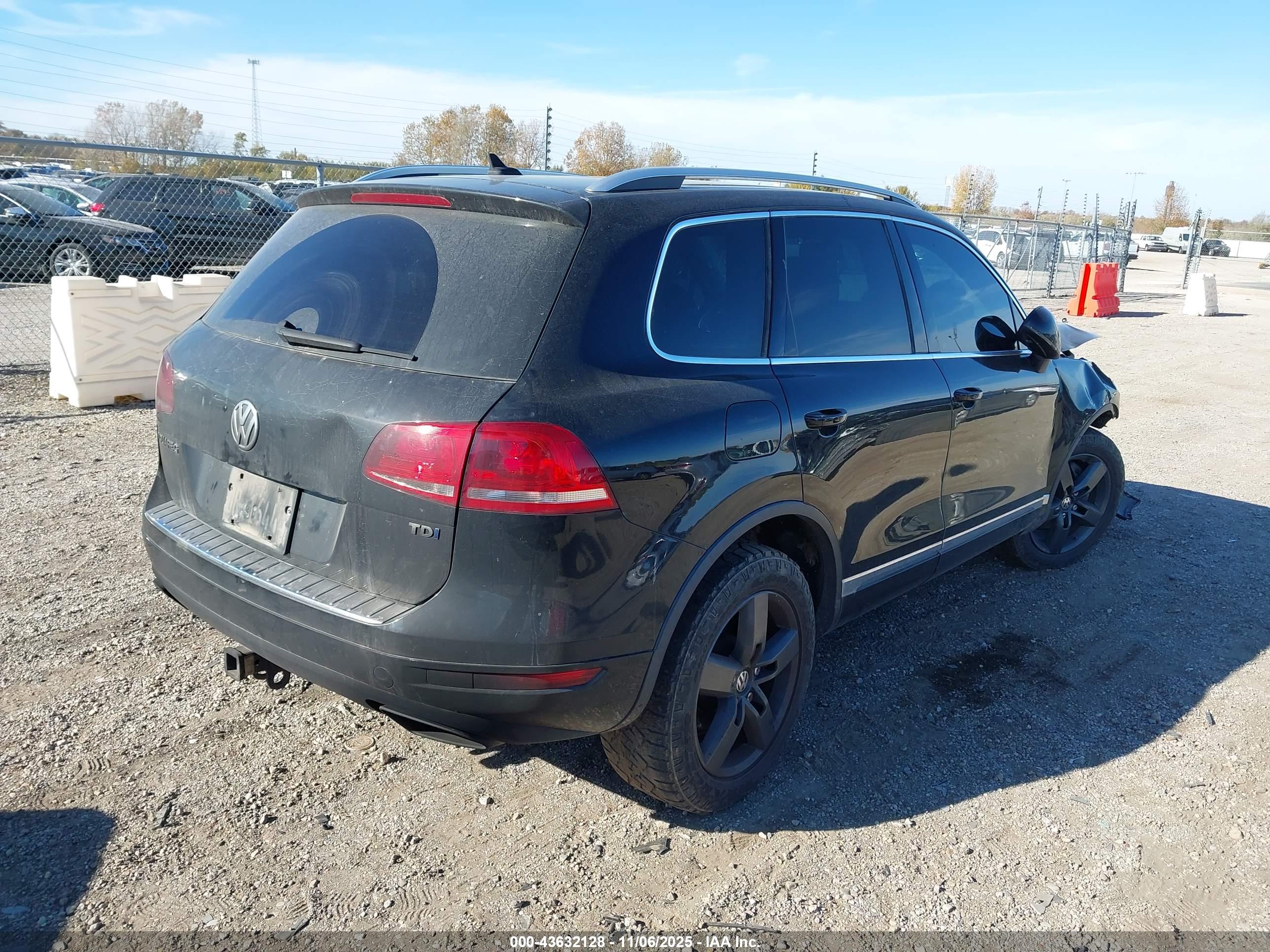 VOLKSWAGEN TOUAREG image 4
