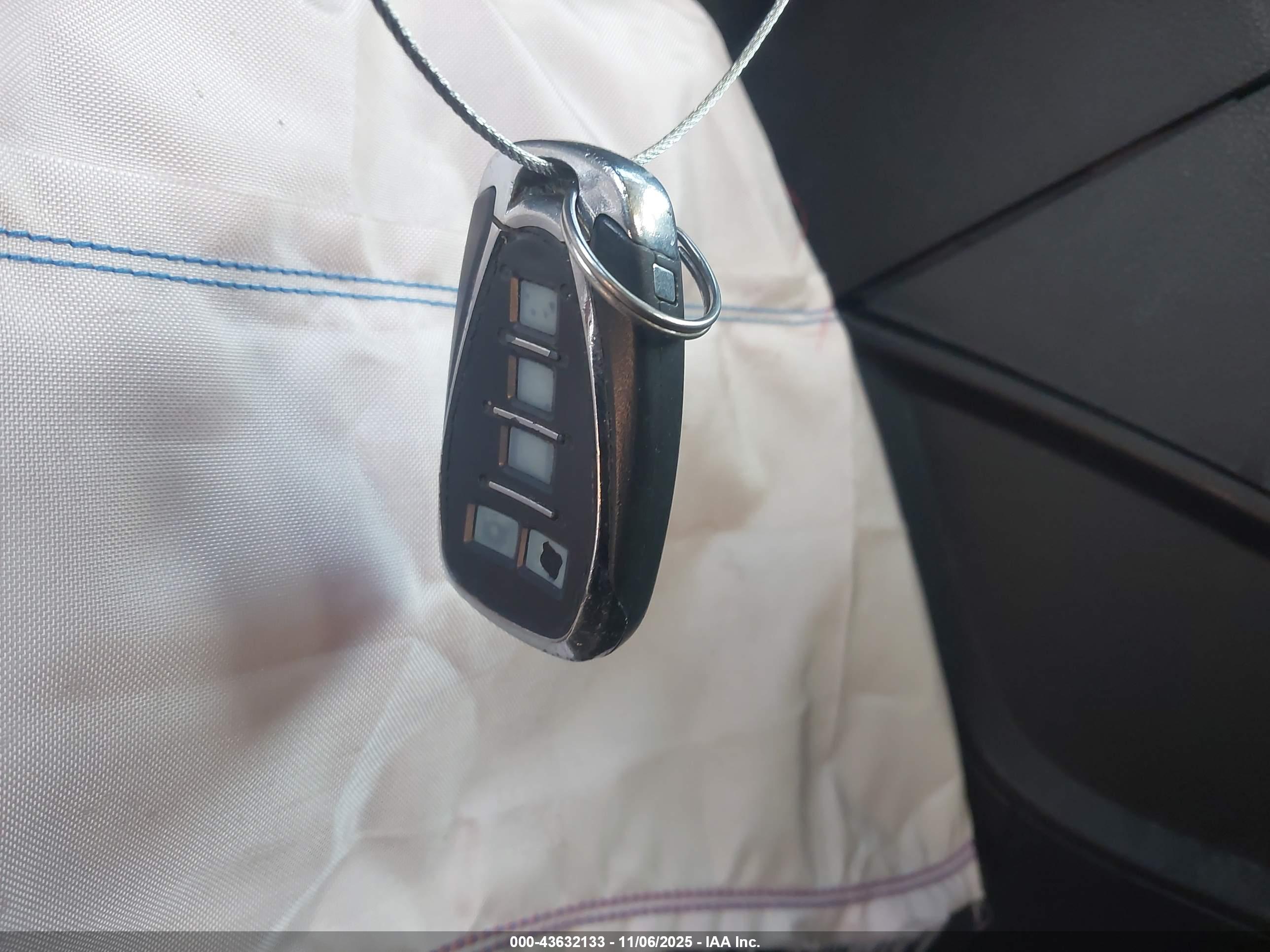 CHEVROLET SONIC image 11