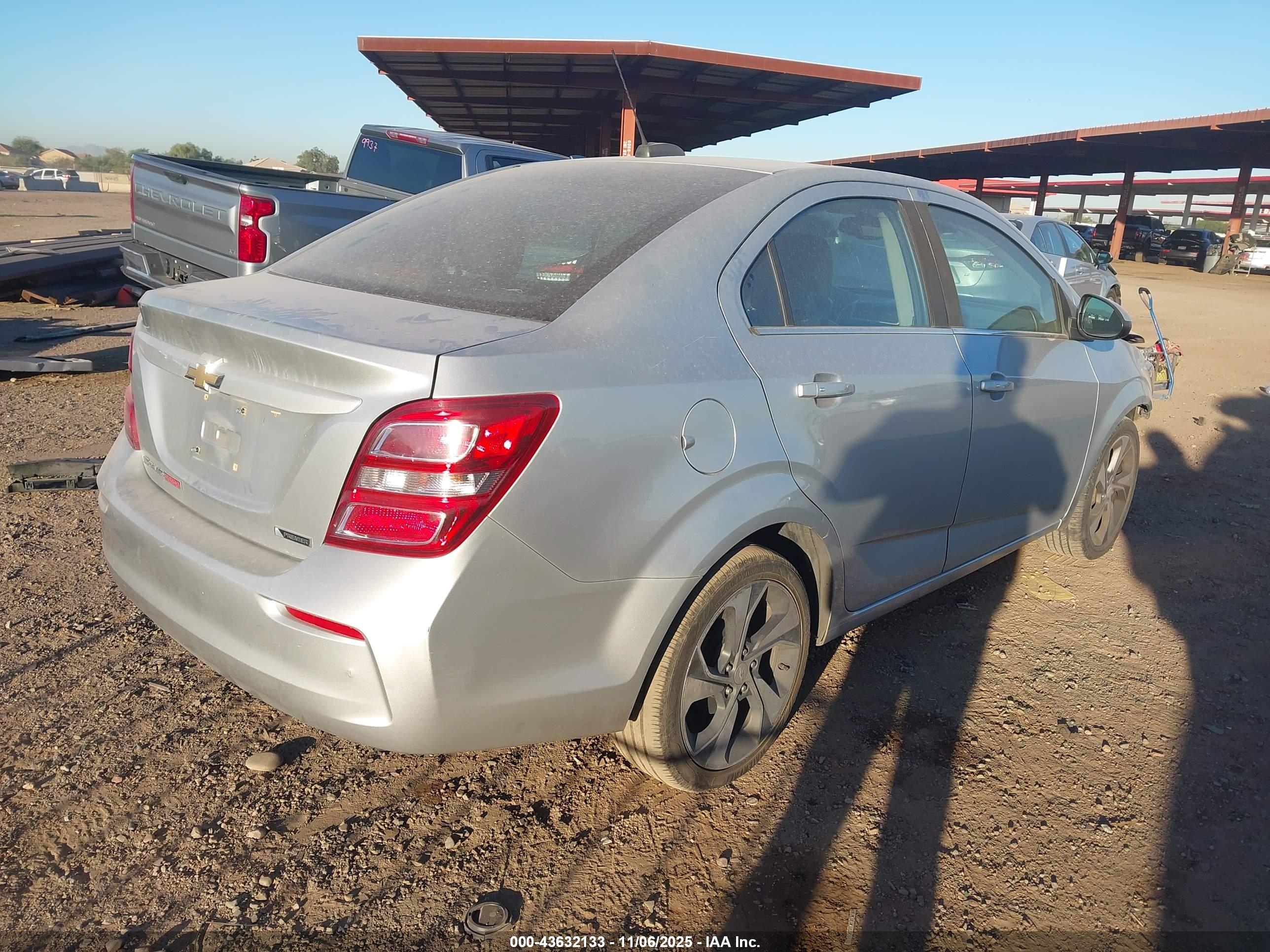 CHEVROLET SONIC image 4