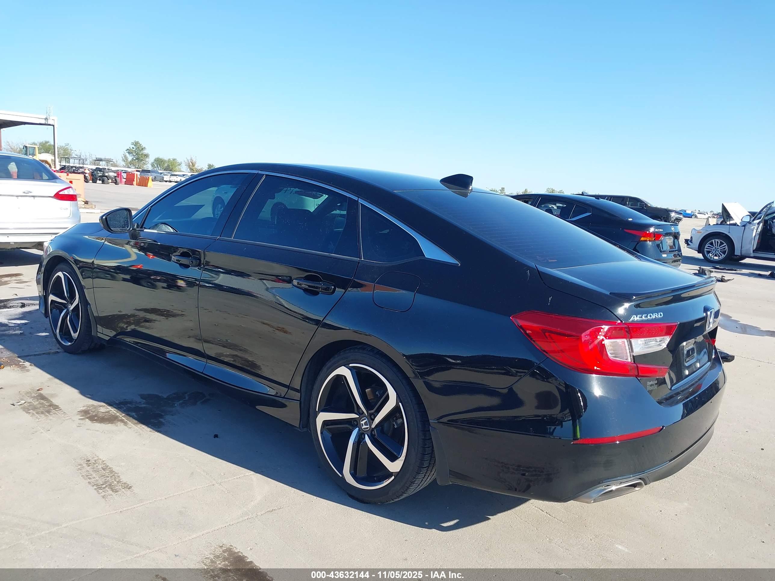HONDA ACCORD image 3