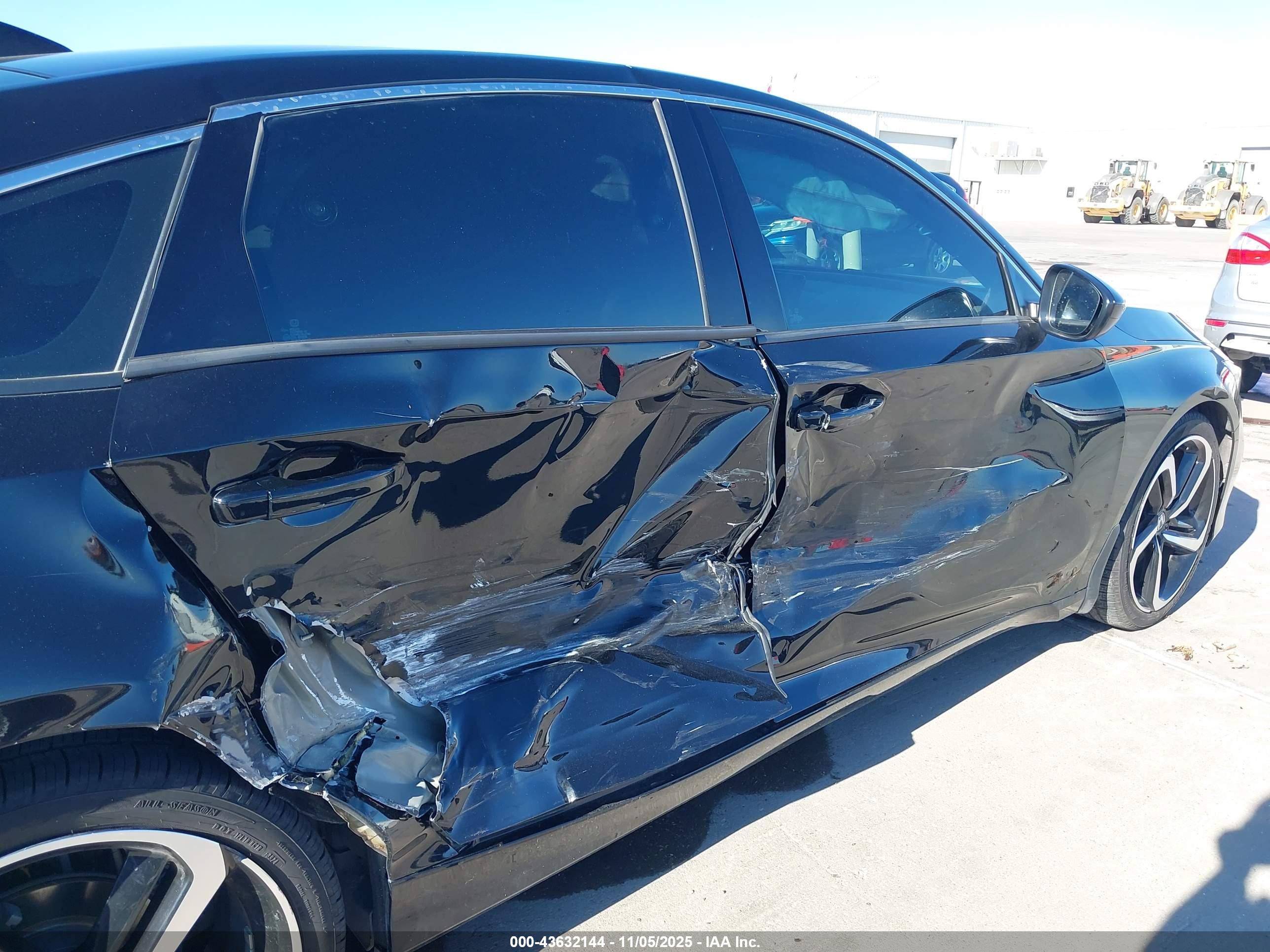 HONDA ACCORD image 6