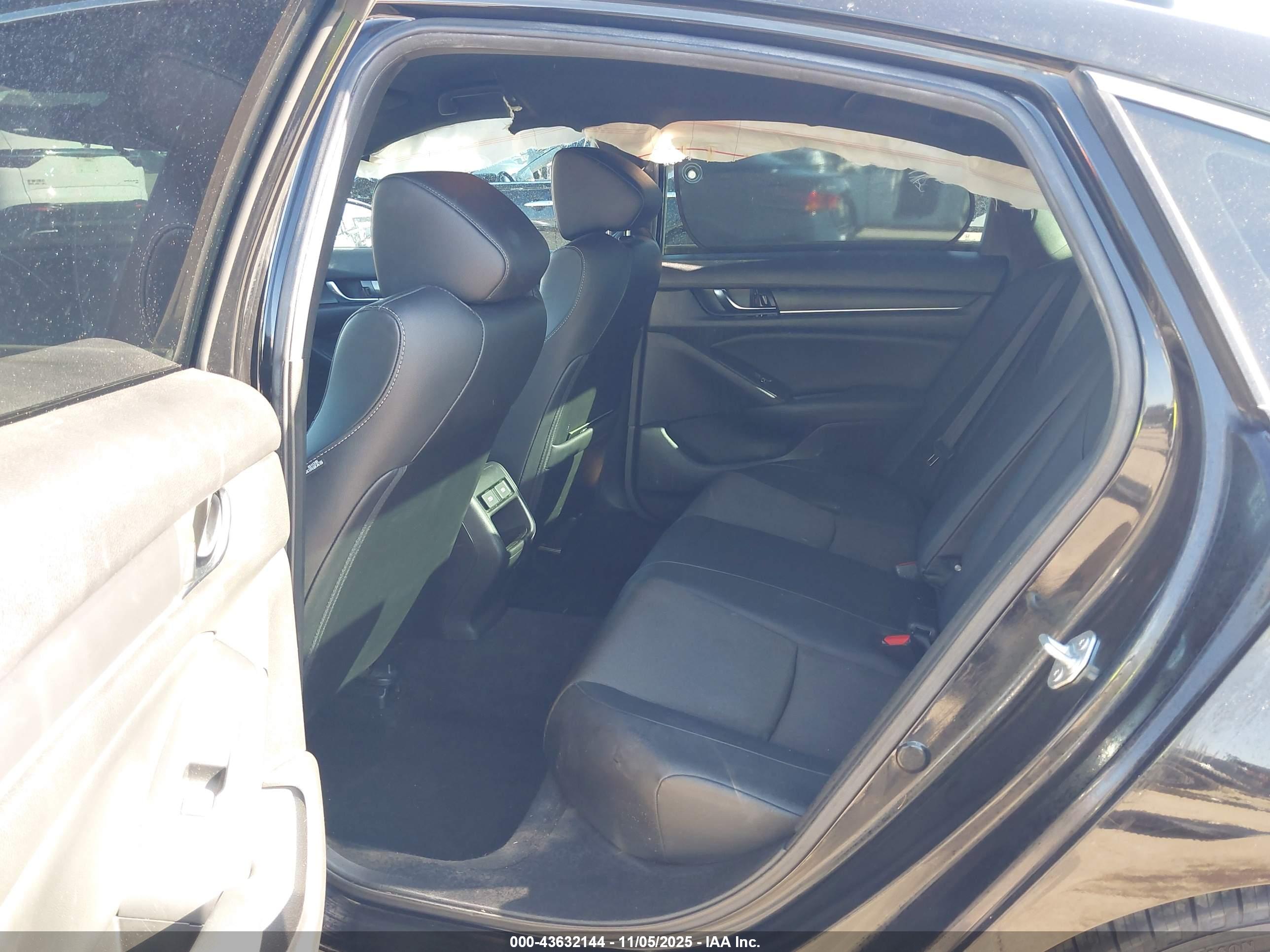 HONDA ACCORD image 8