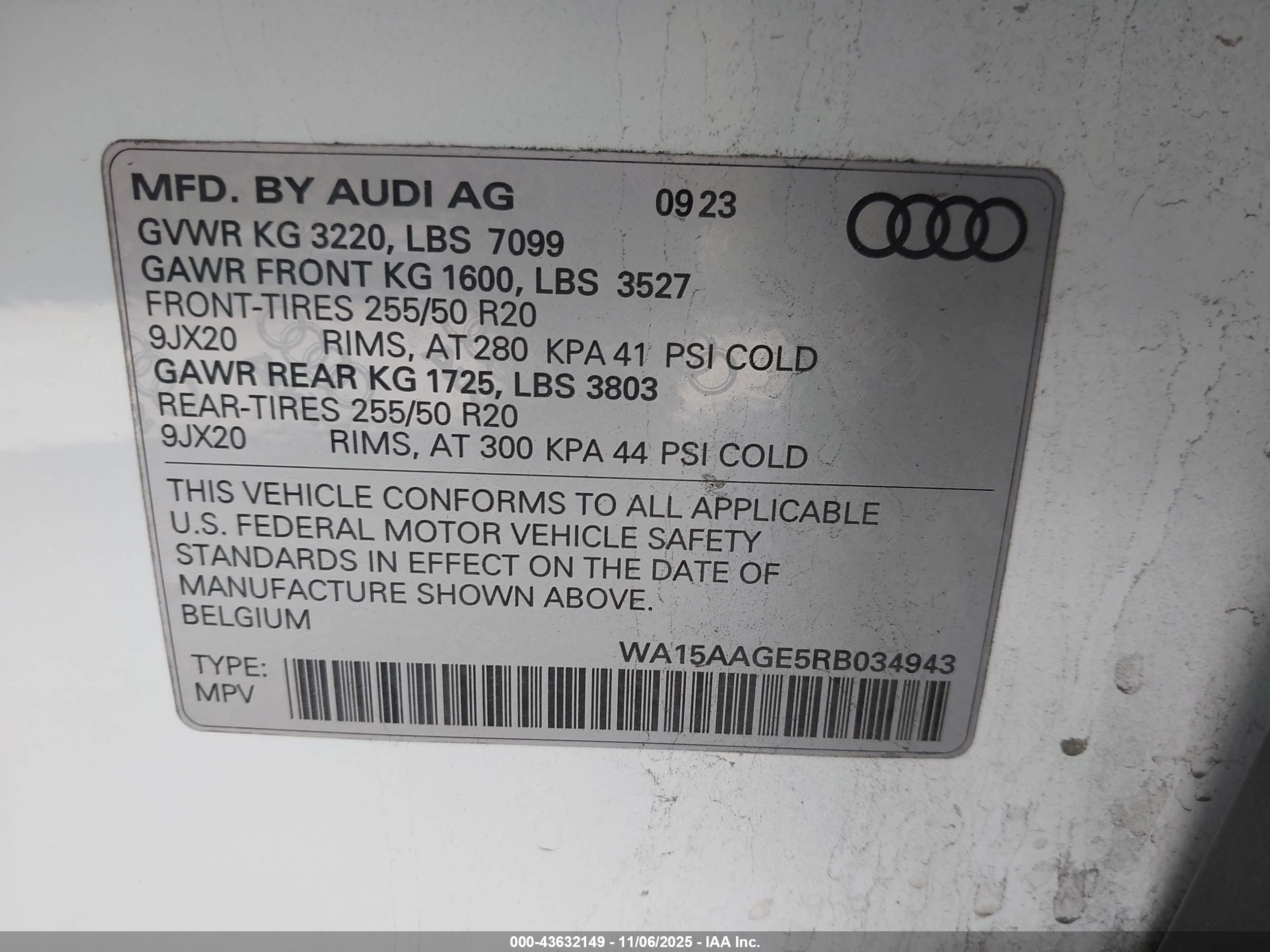 AUDI Q8 image 9