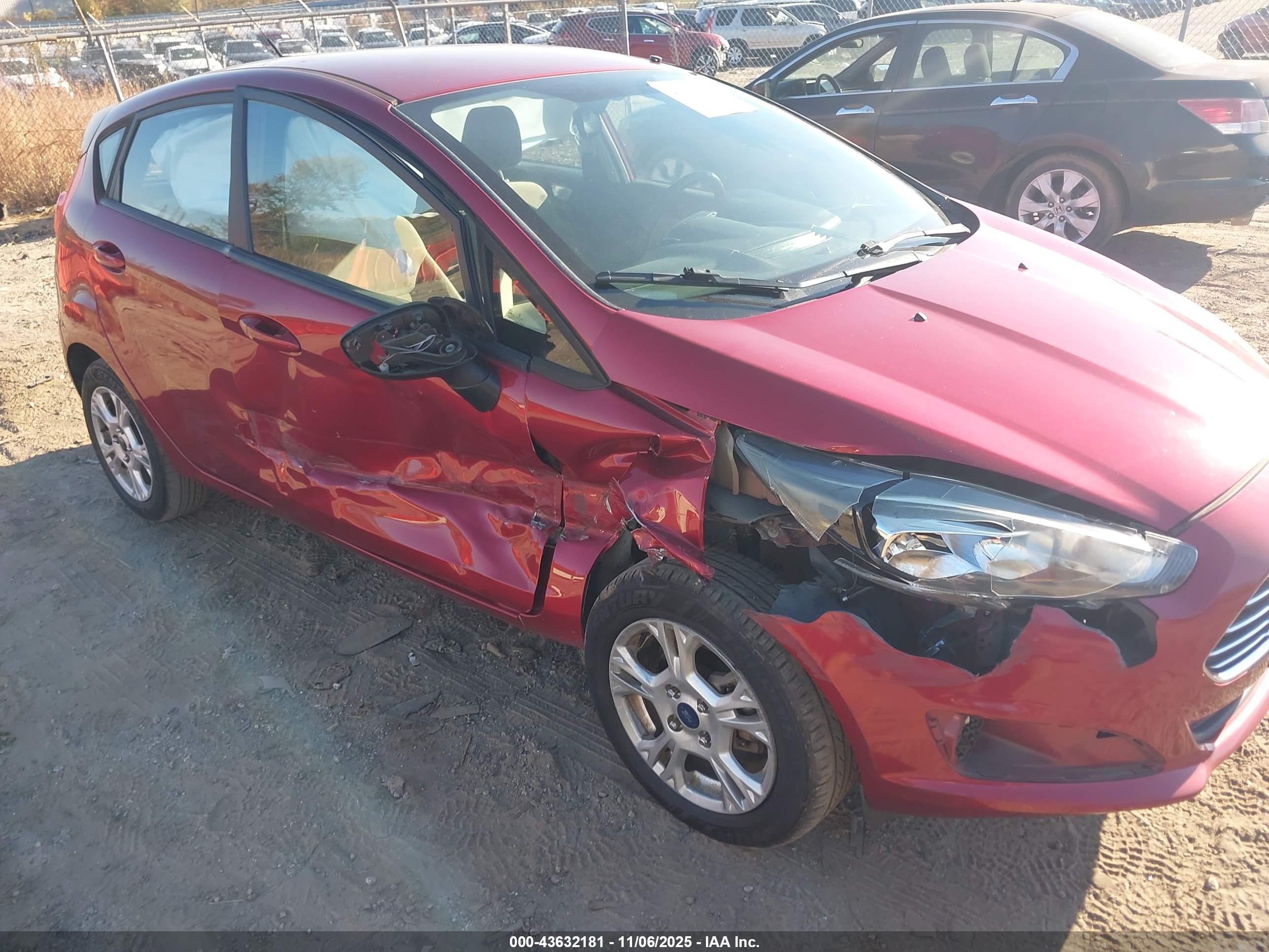 FORD FIESTA image 6