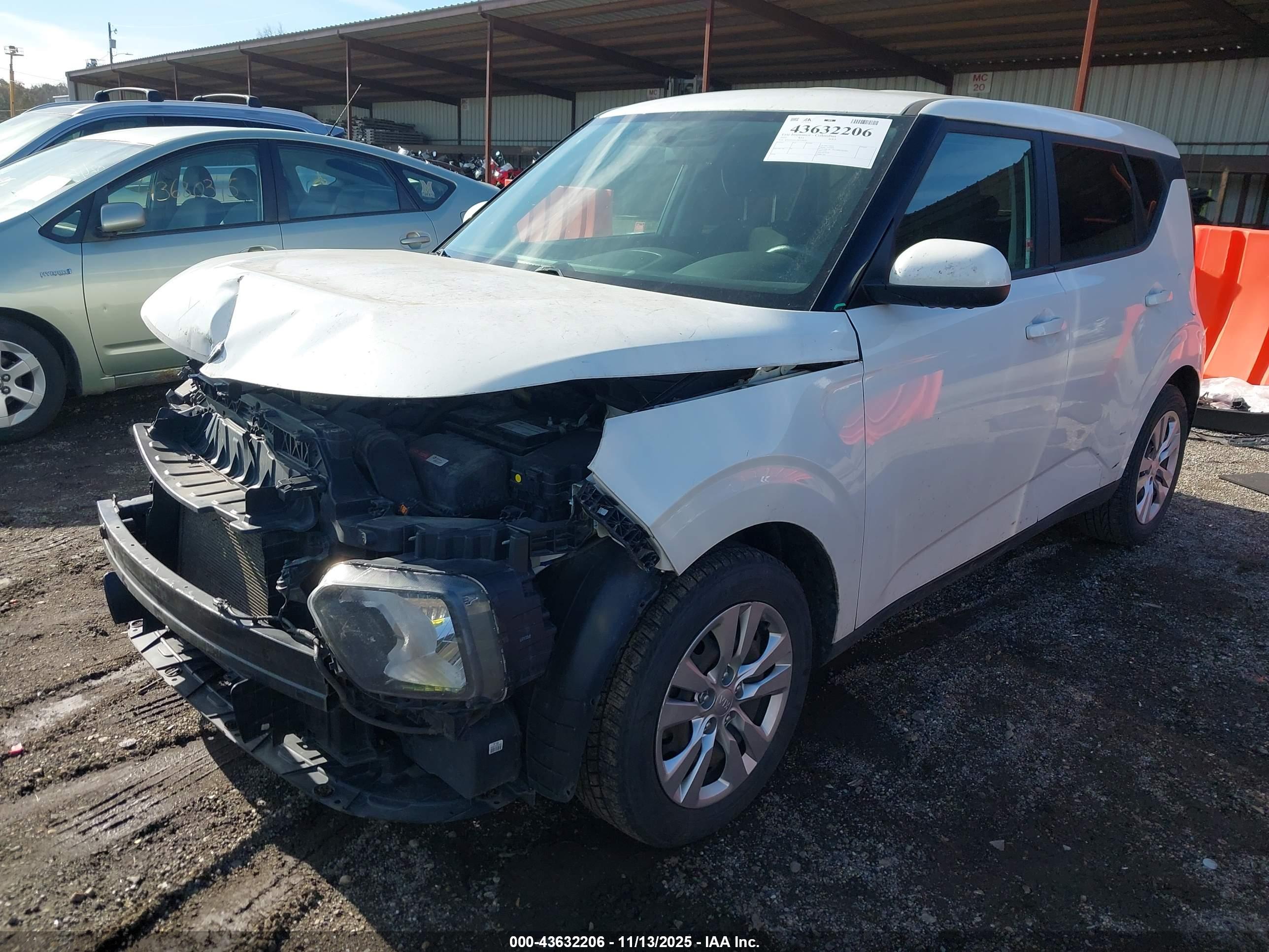KIA SOUL image 2