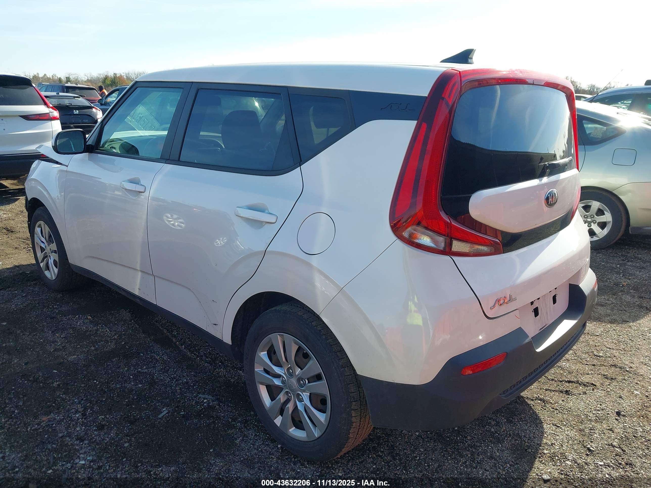 KIA SOUL image 3