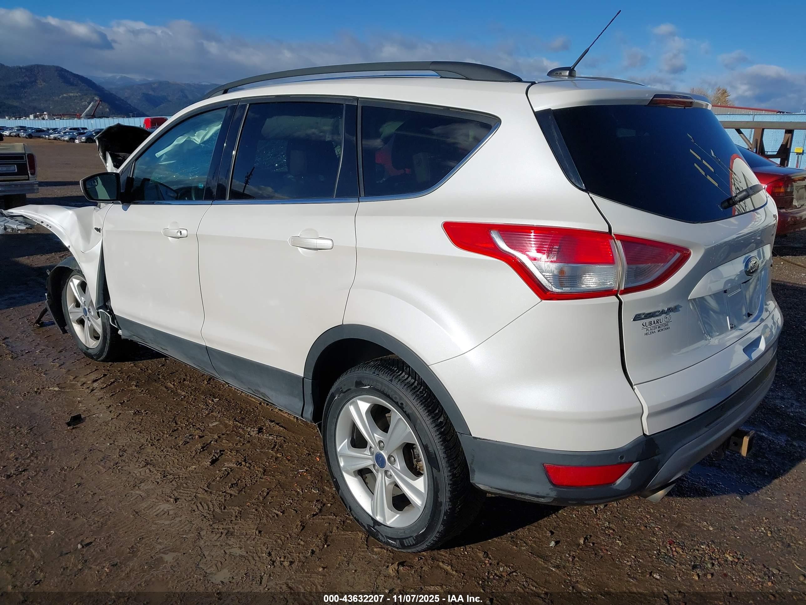 FORD ESCAPE image 3