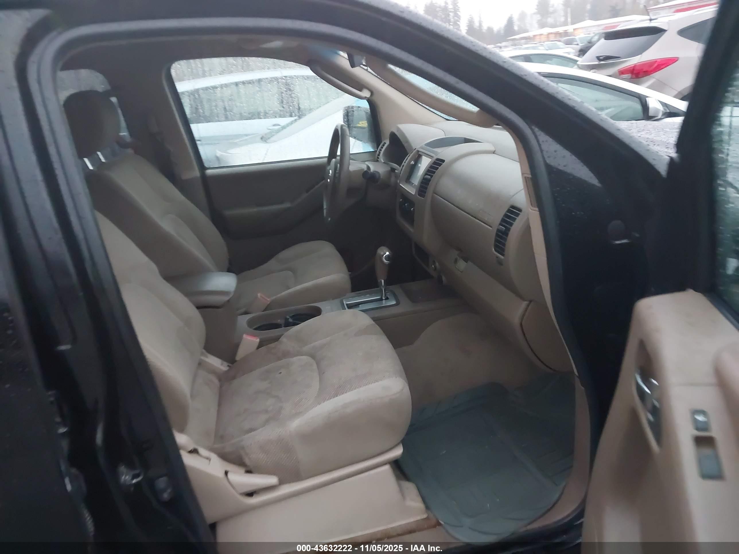 NISSAN FRONTIER image 5
