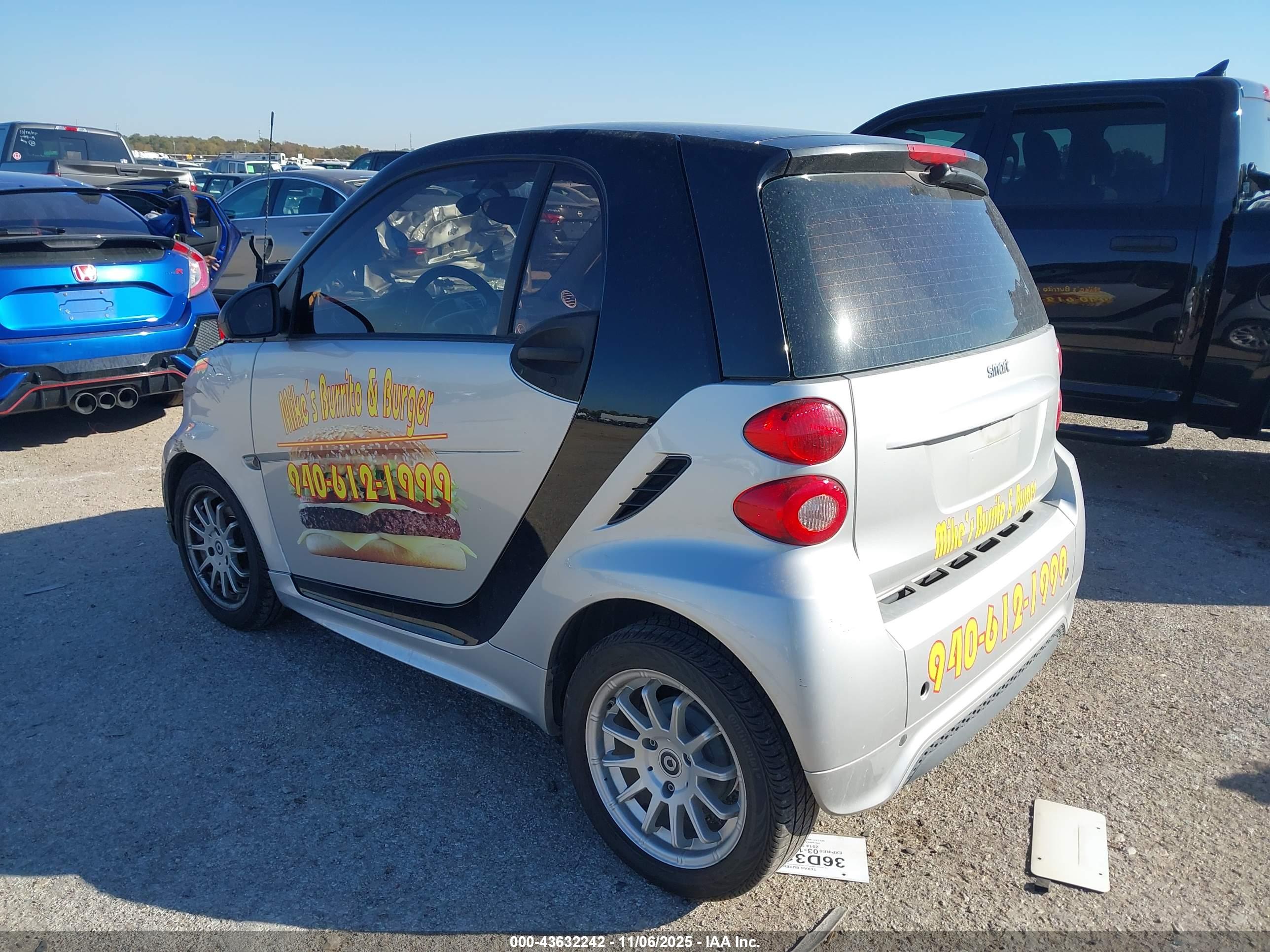 SMART FORTWO image 3