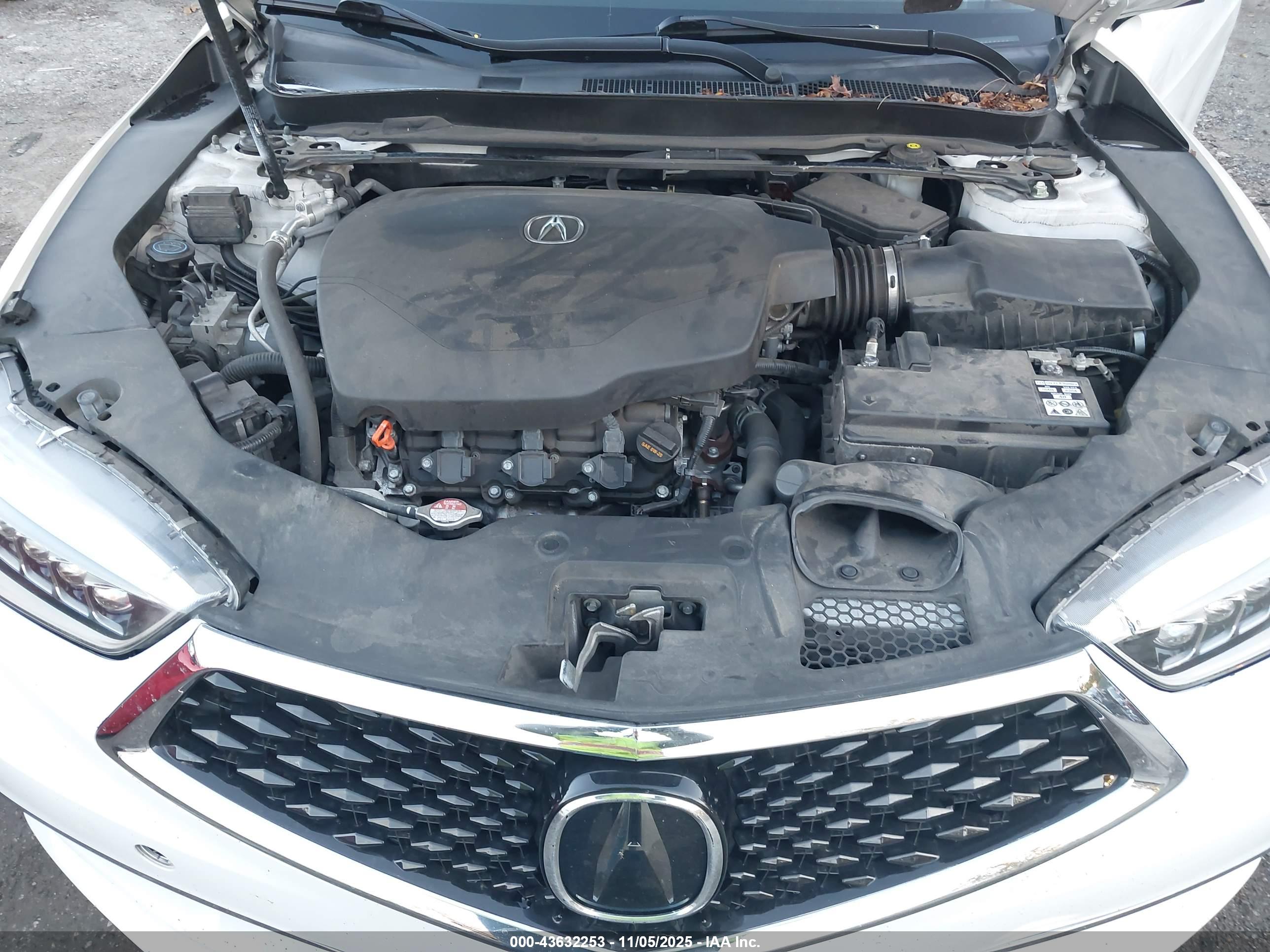 ACURA TLX image 10