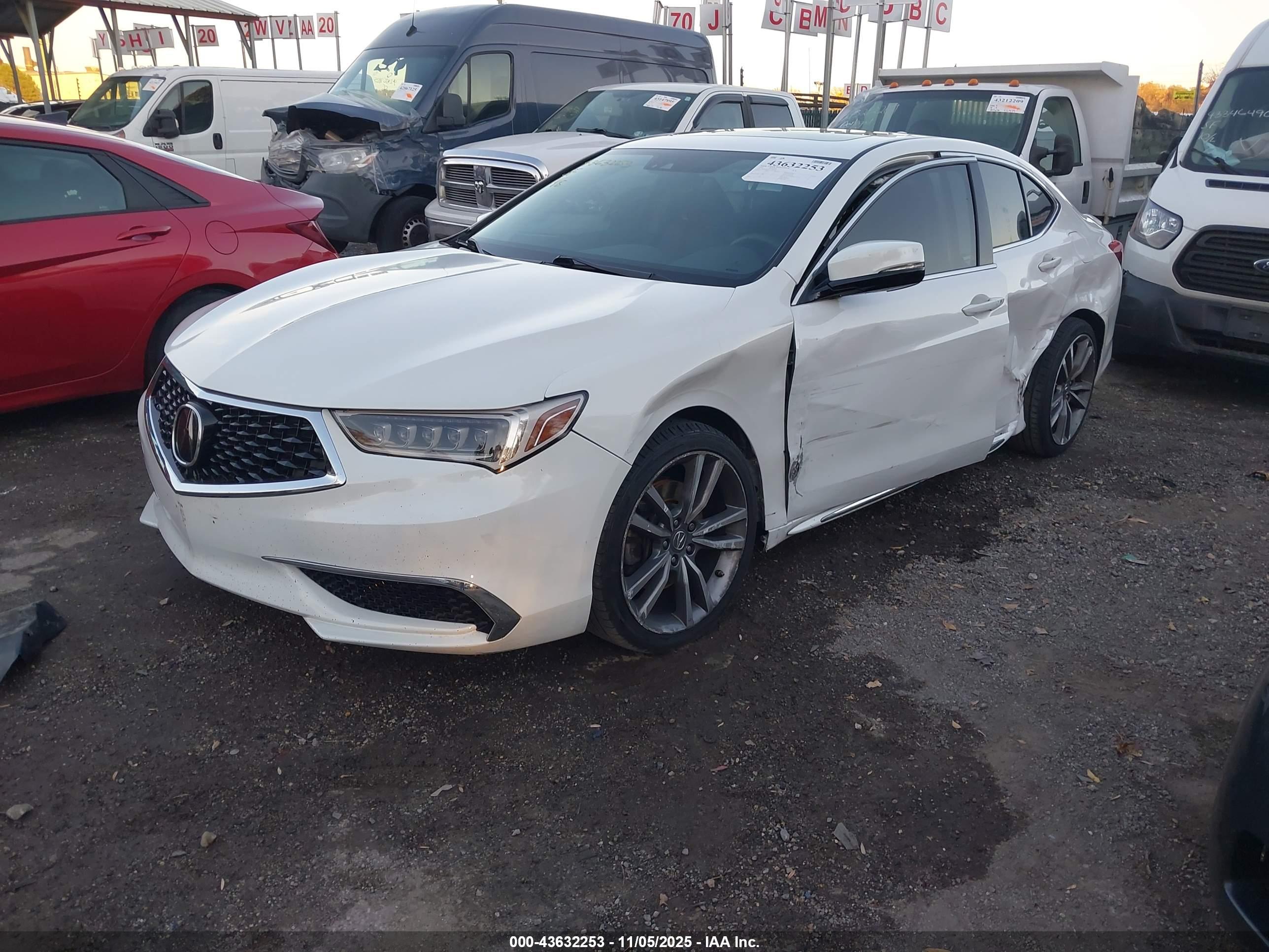 ACURA TLX image 2