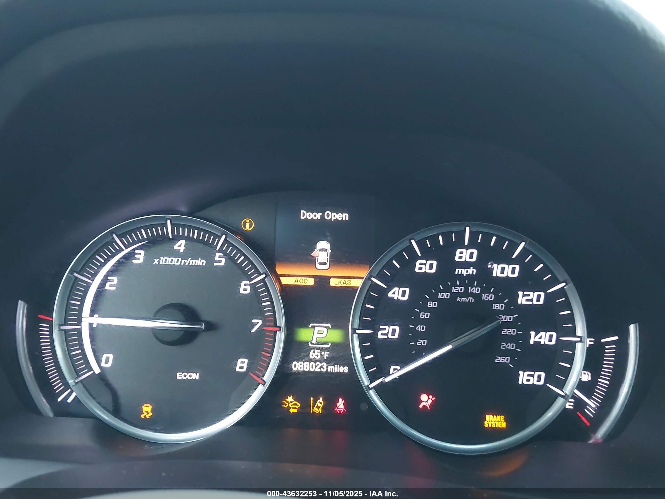 ACURA TLX image 7