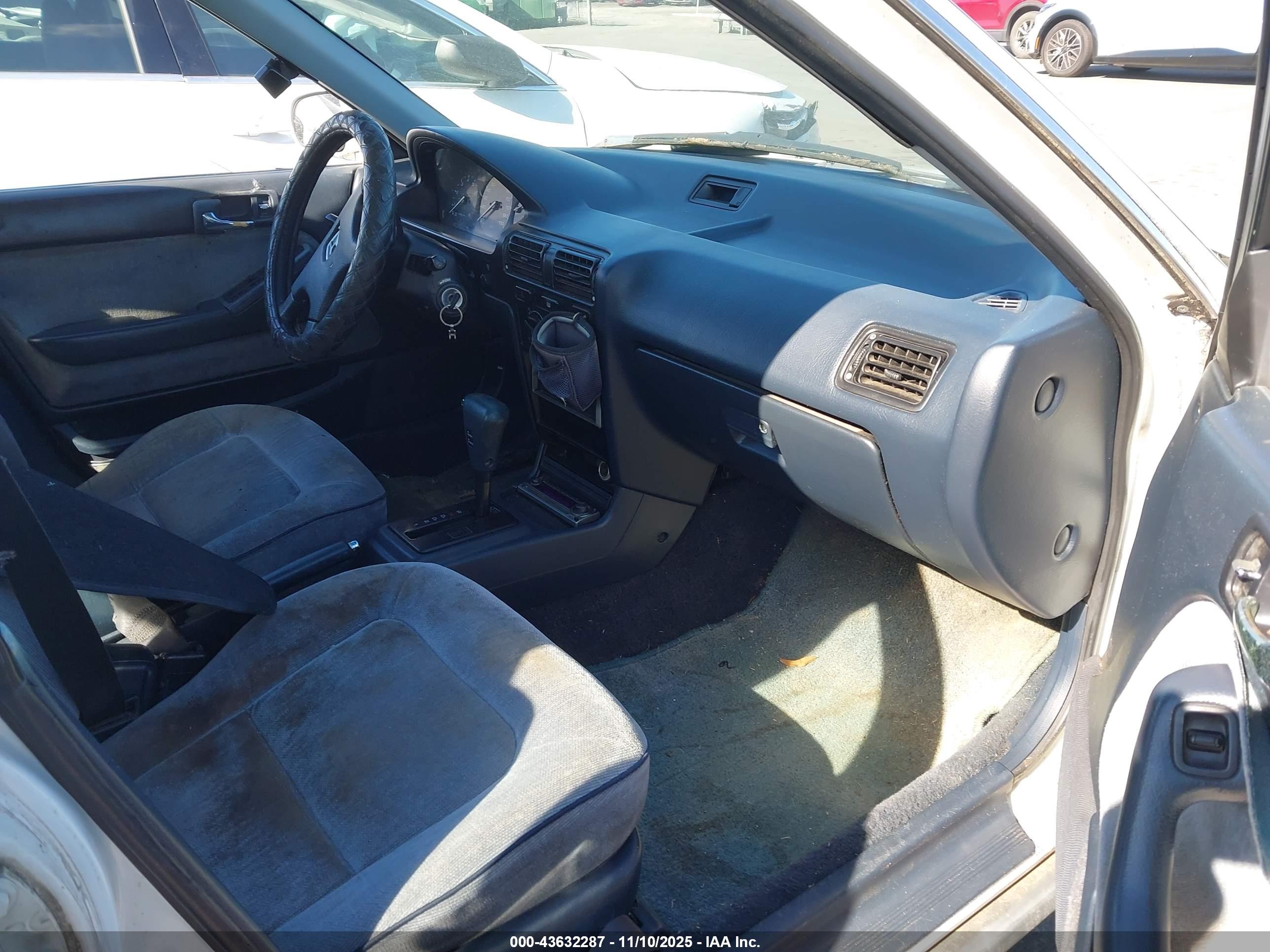 HONDA ACCORD image 5