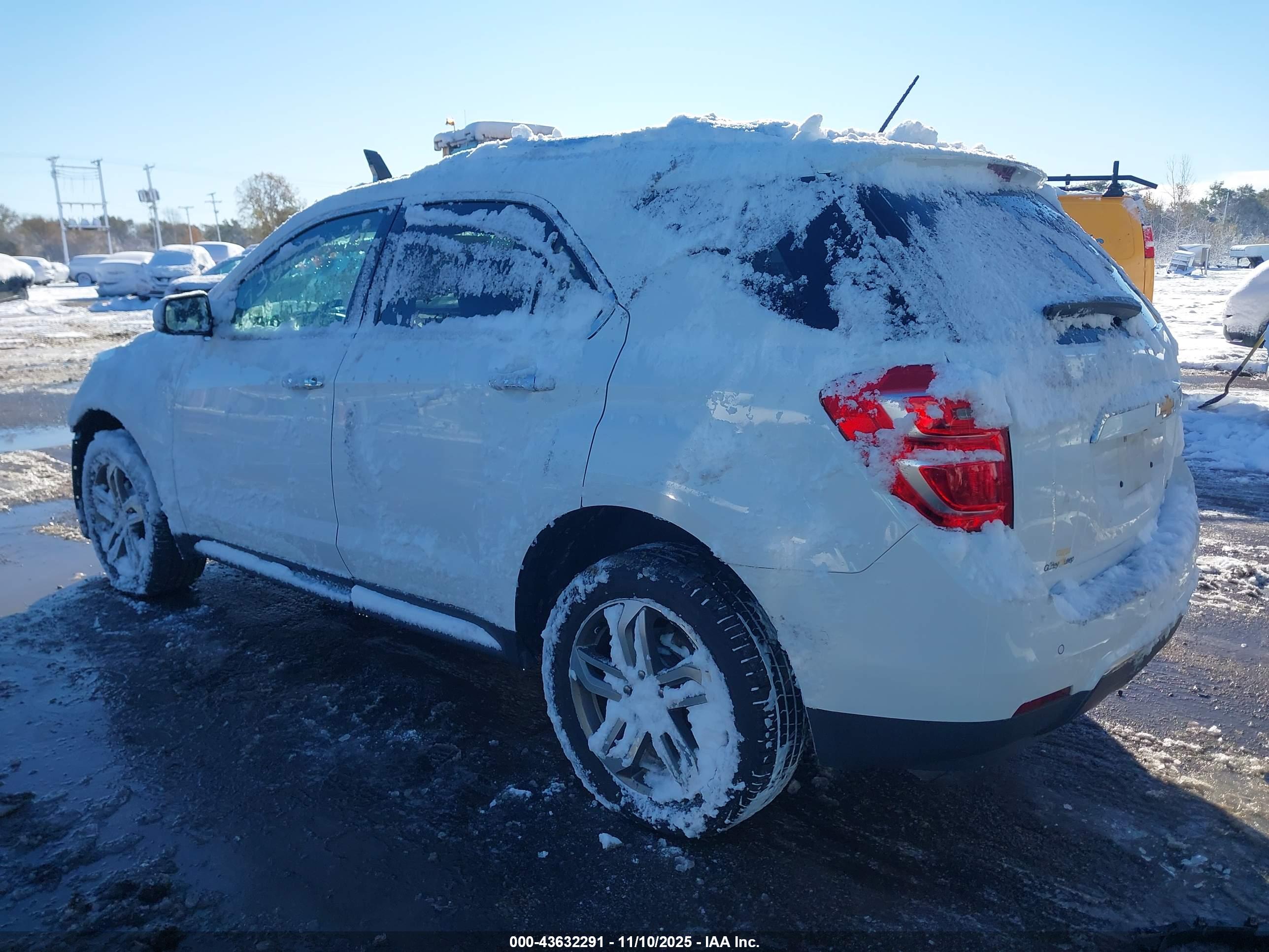 CHEVROLET EQUINOX image 3