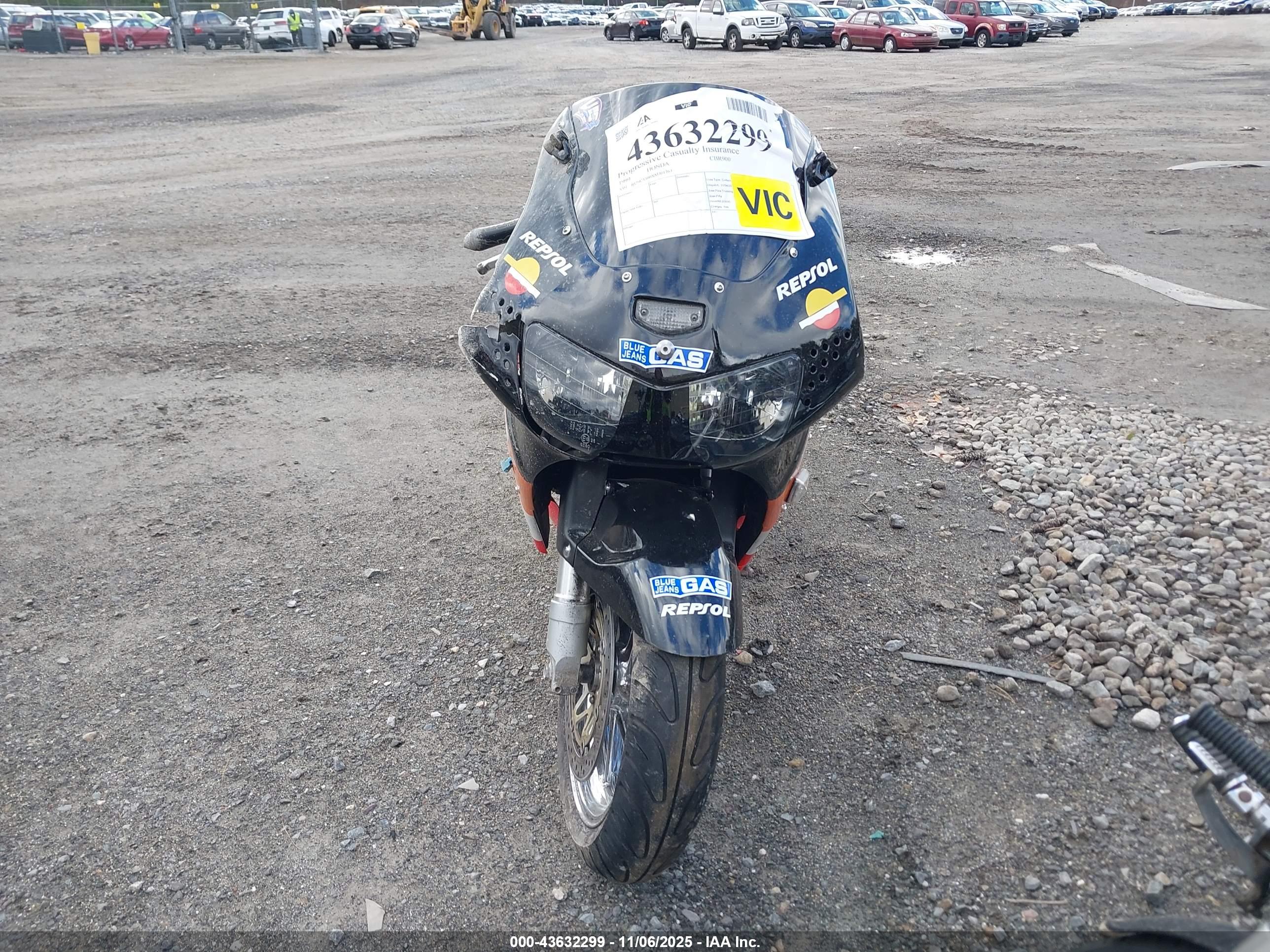 HONDA CBR900 image 5