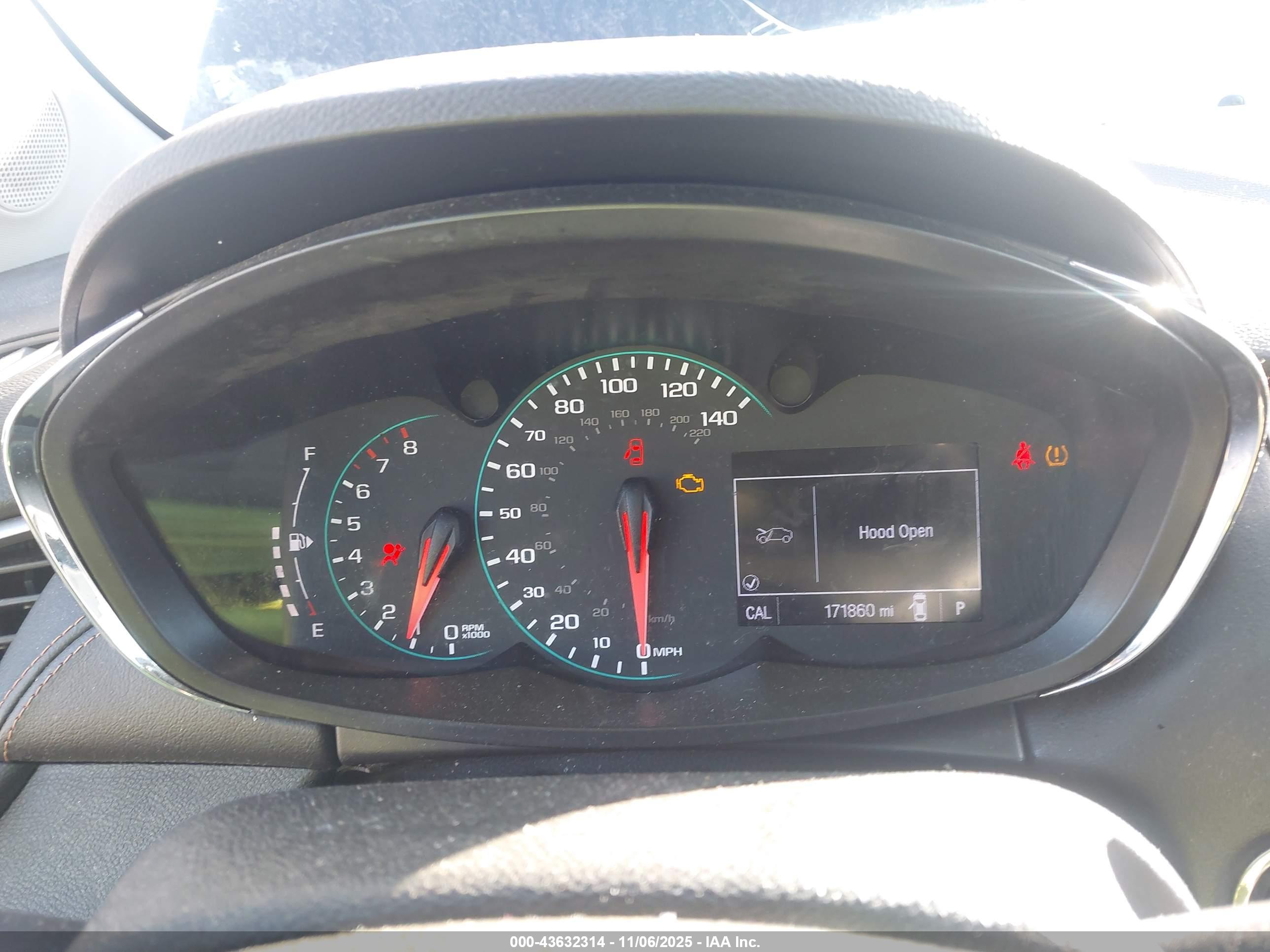 CHEVROLET TRAX image 7
