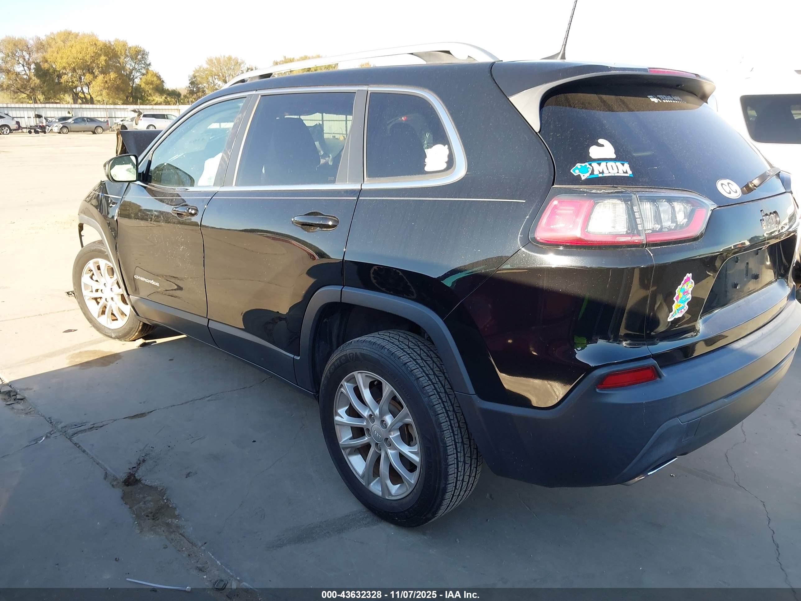 JEEP CHEROKEE image 3