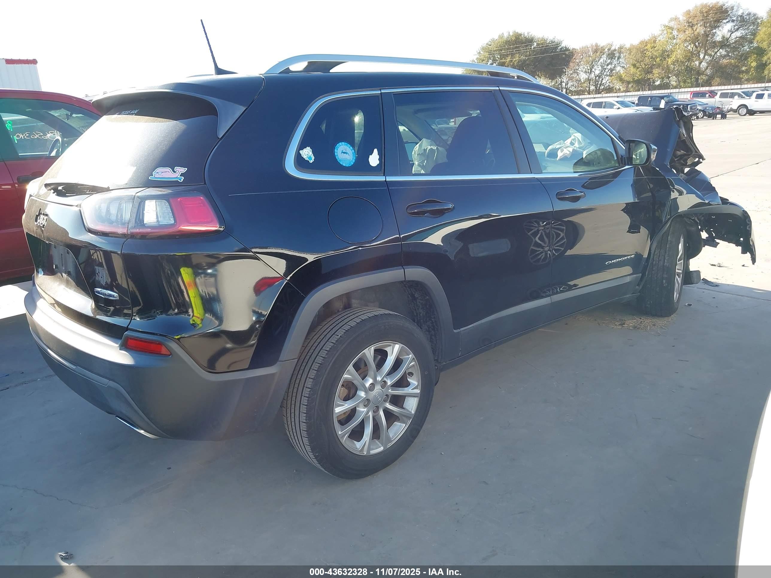 JEEP CHEROKEE image 4