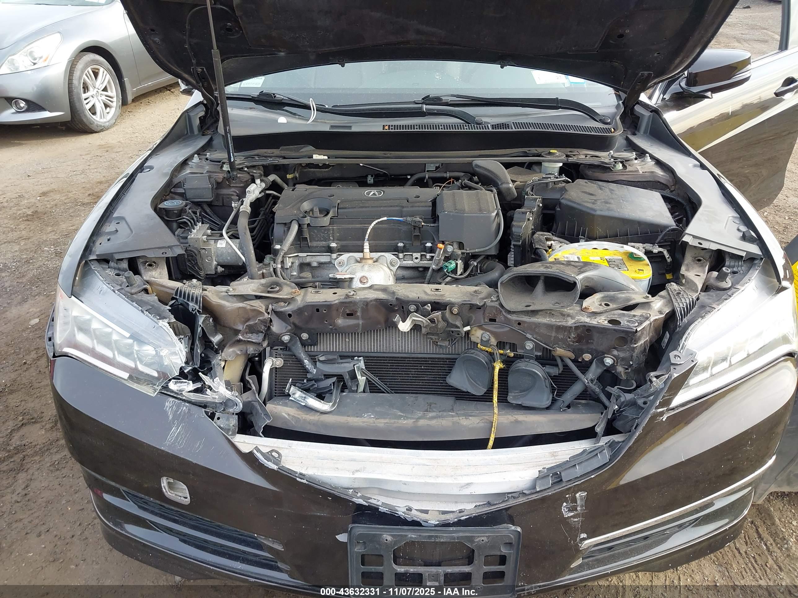 ACURA TLX image 10