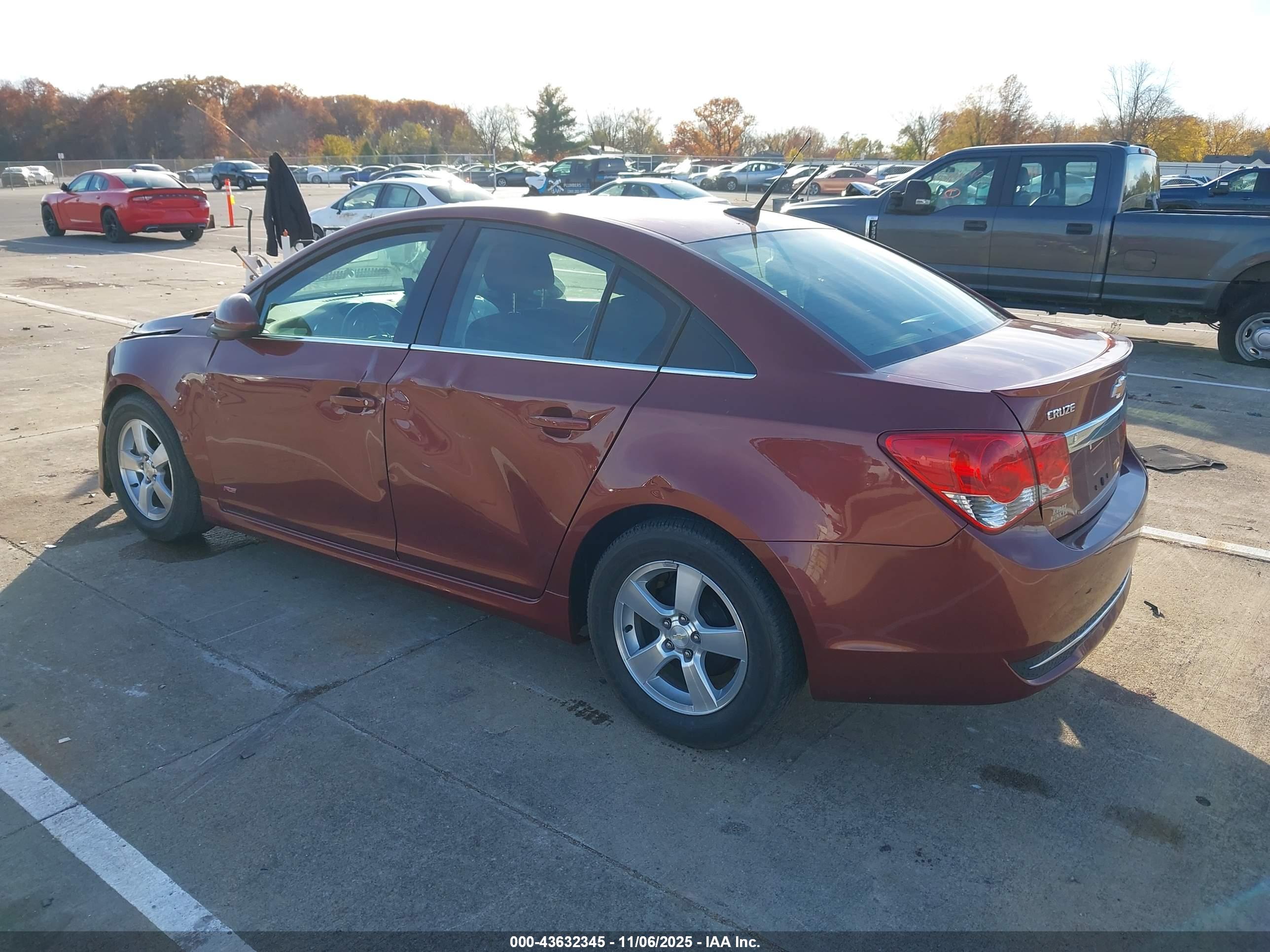 CHEVROLET CRUZE image 3