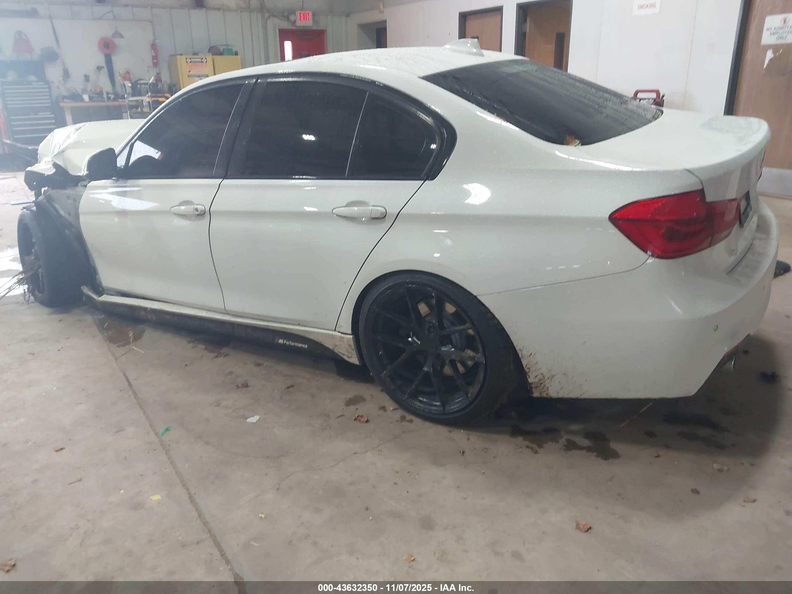 BMW 340I image 3