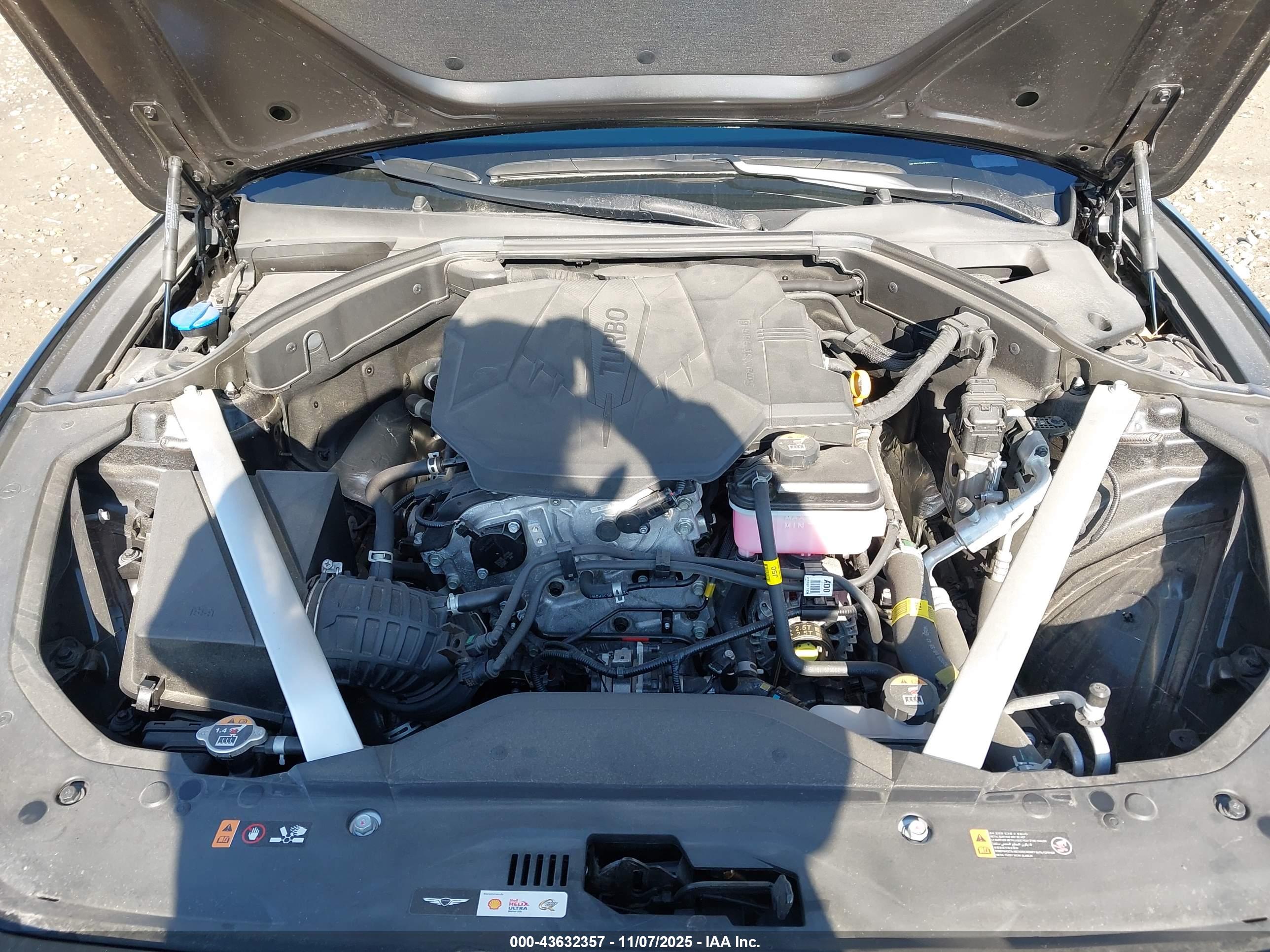 GENESIS G70 image 10
