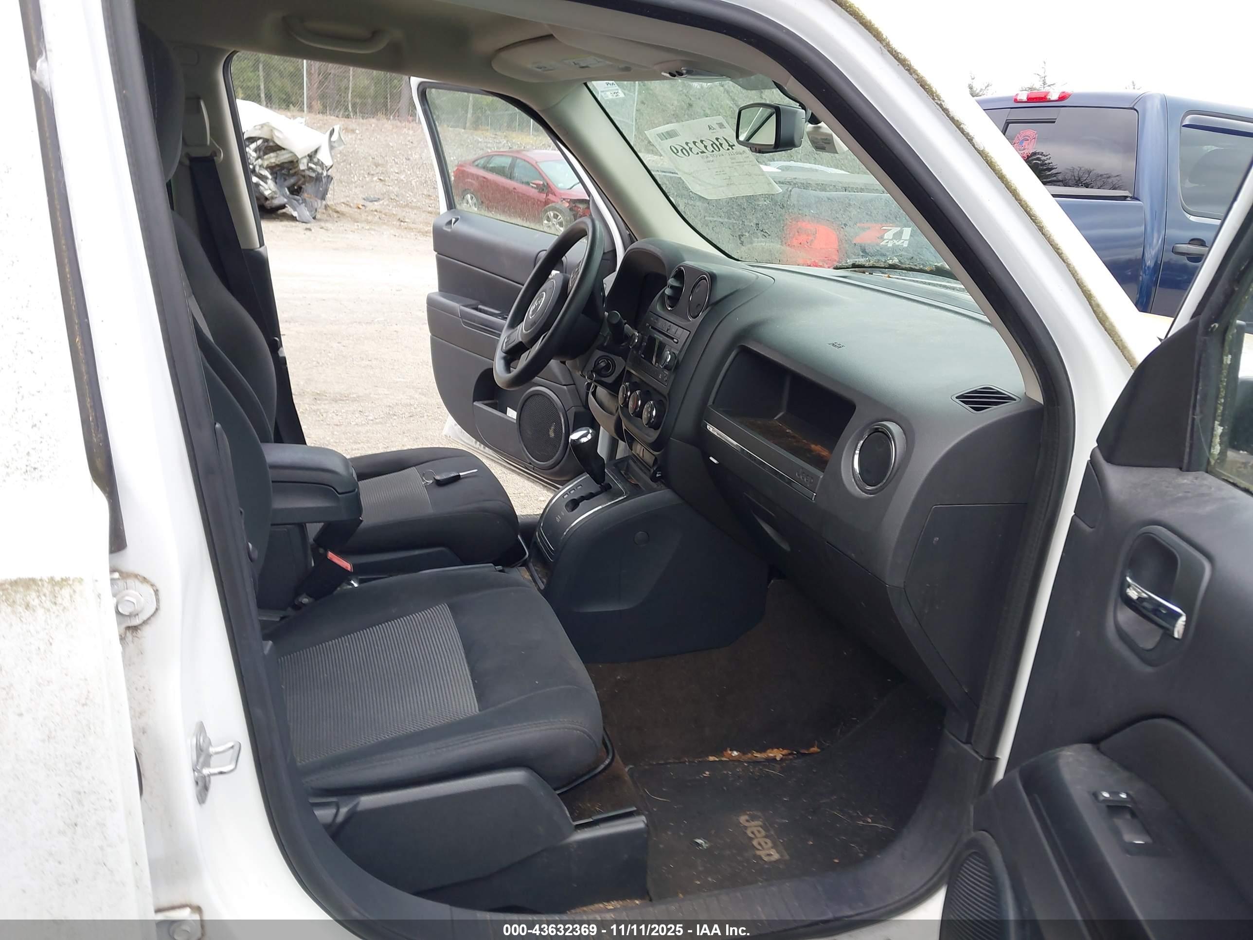 JEEP PATRIOT image 5