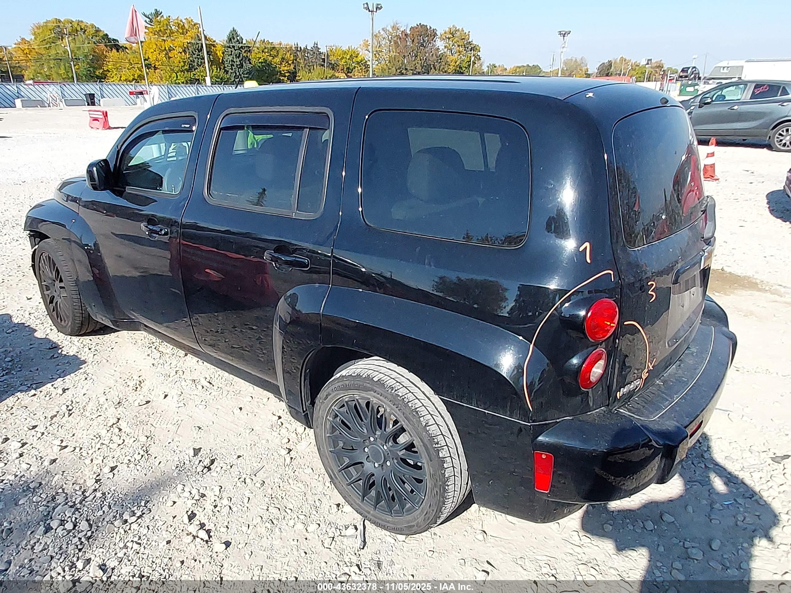 CHEVROLET HHR image 3