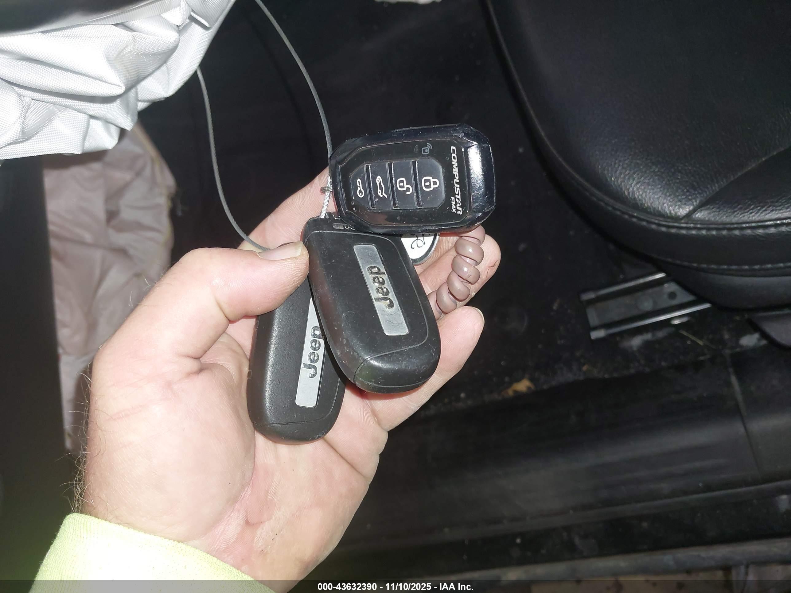 JEEP COMPASS image 11