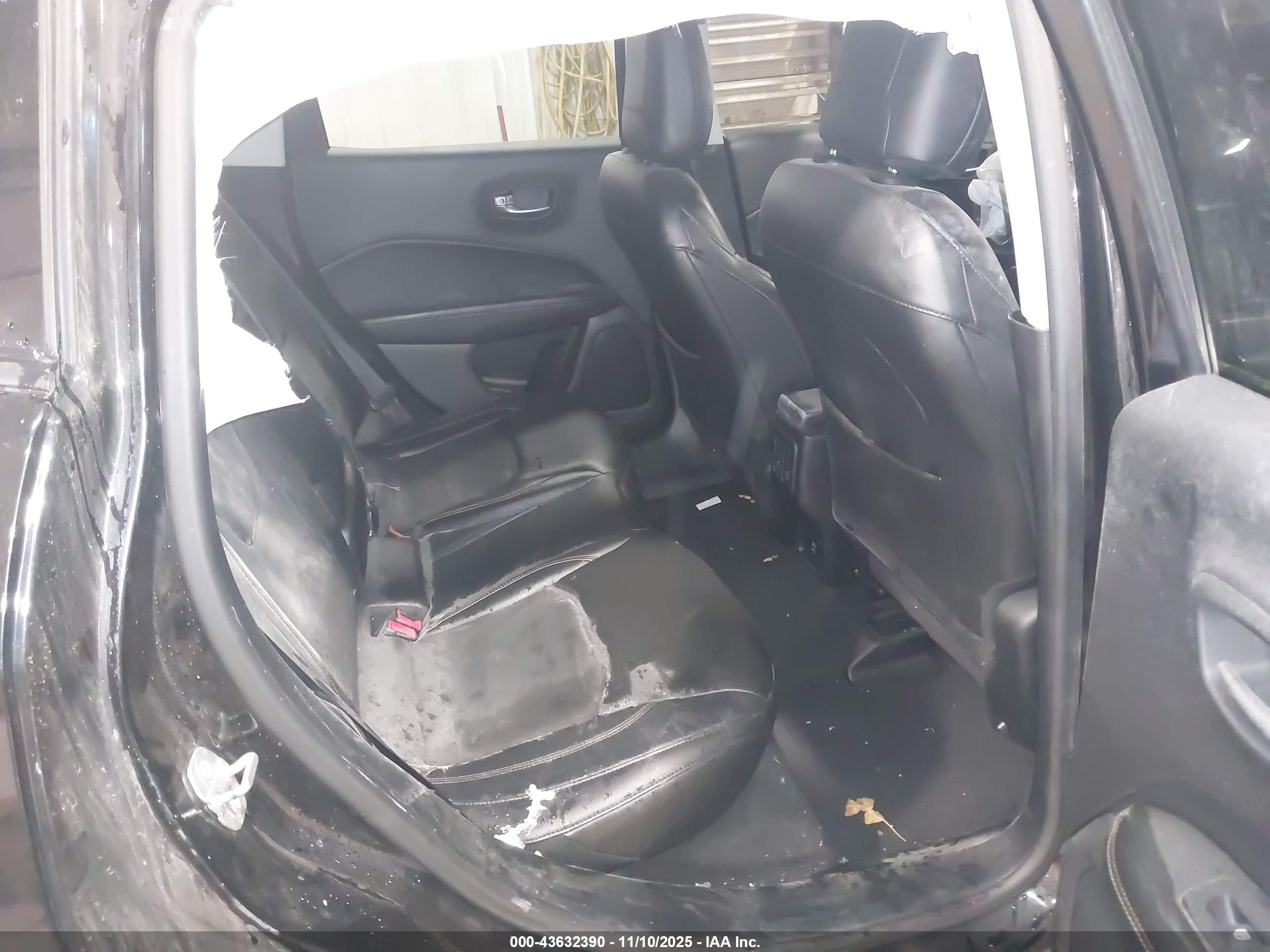JEEP COMPASS image 8
