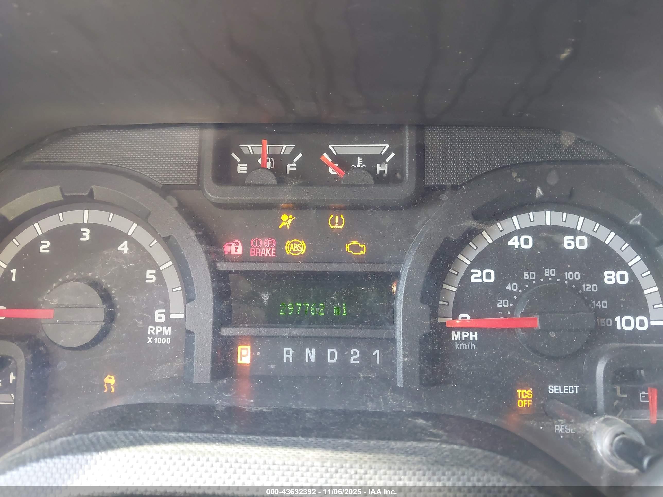 FORD E-350 image 7