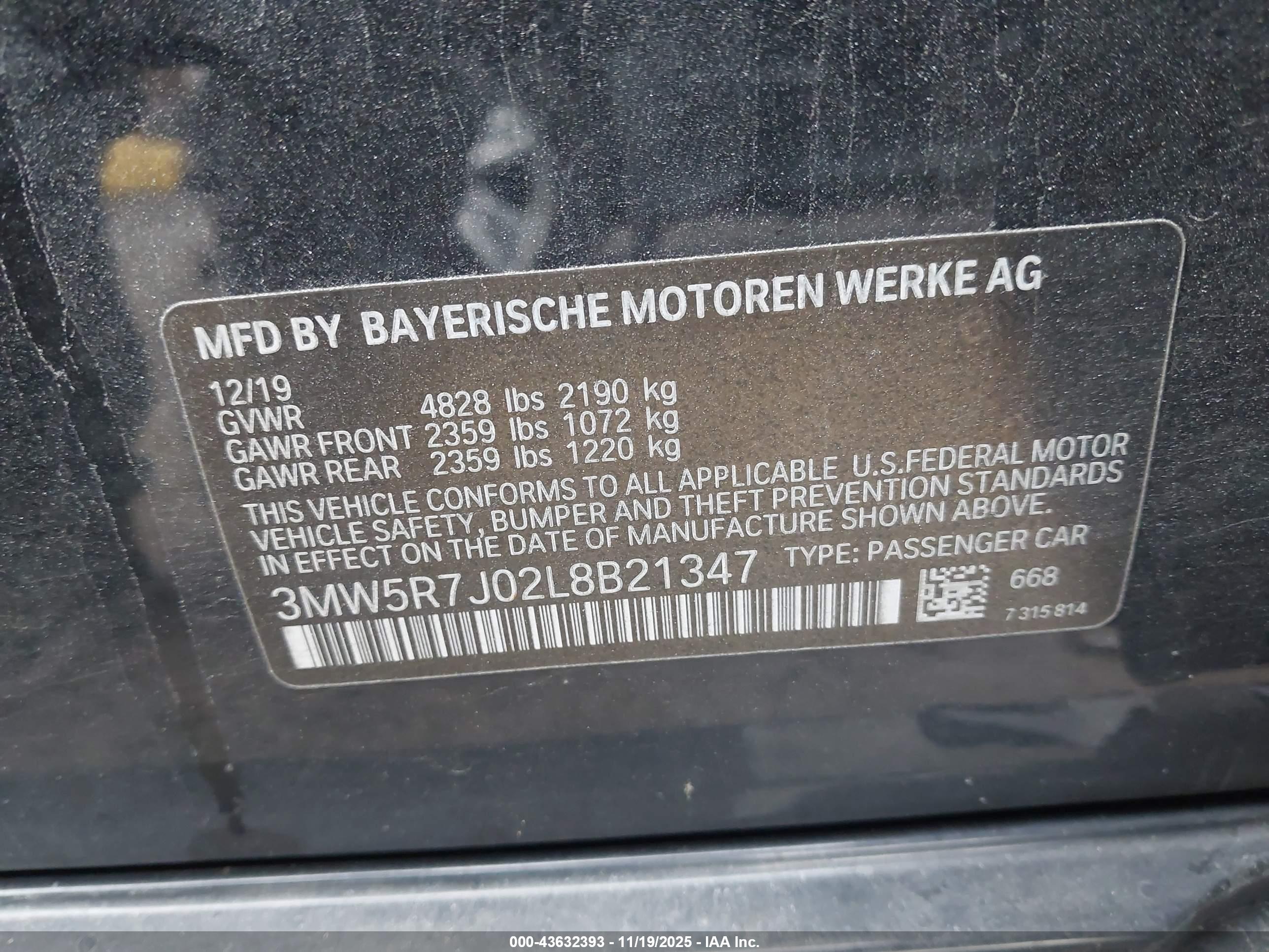 BMW 330I image 9