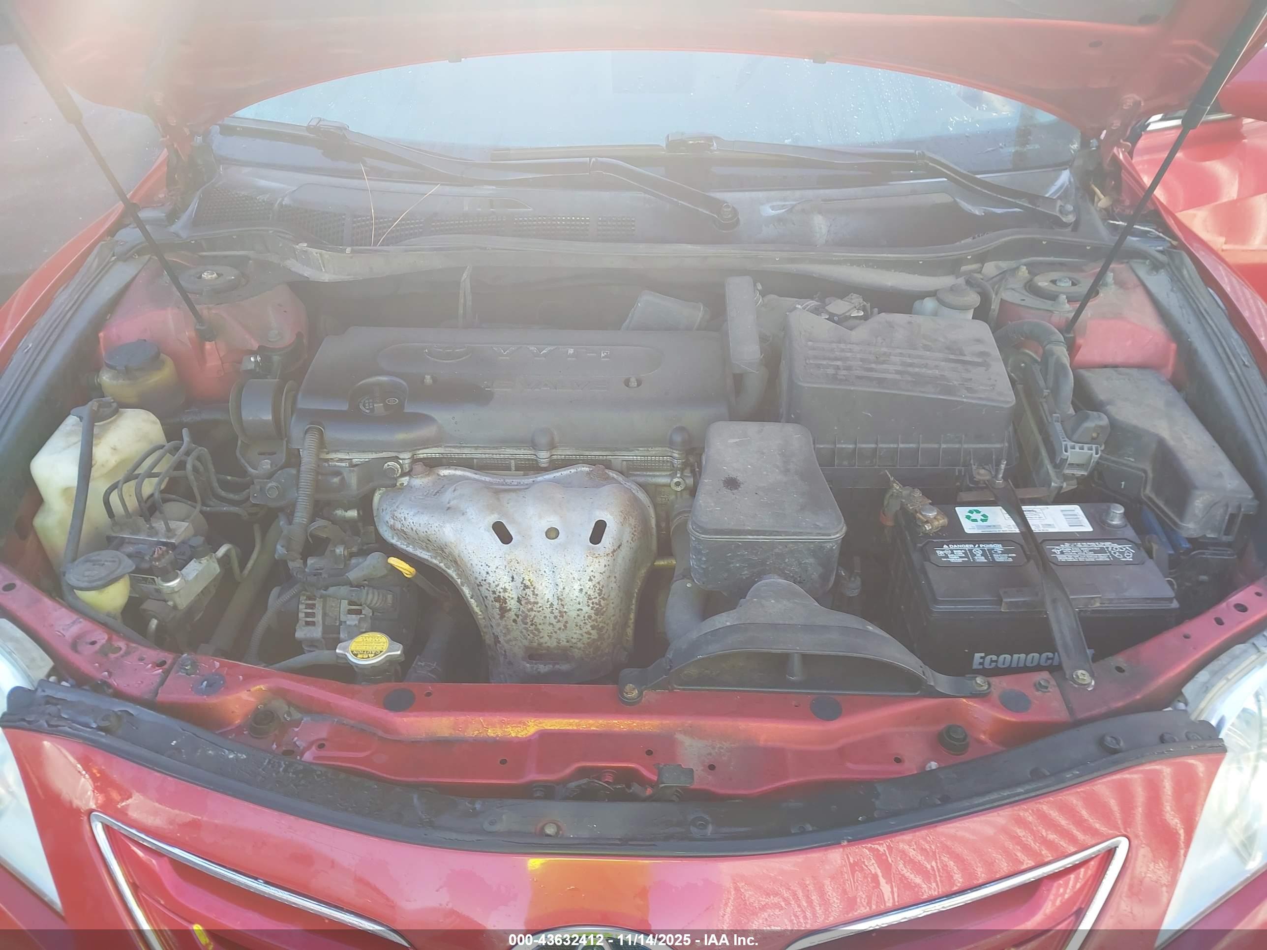 TOYOTA CAMRY image 10