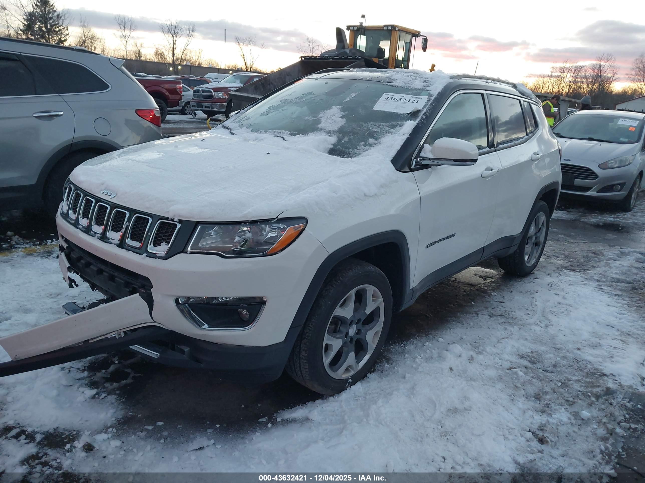 JEEP COMPASS image 2