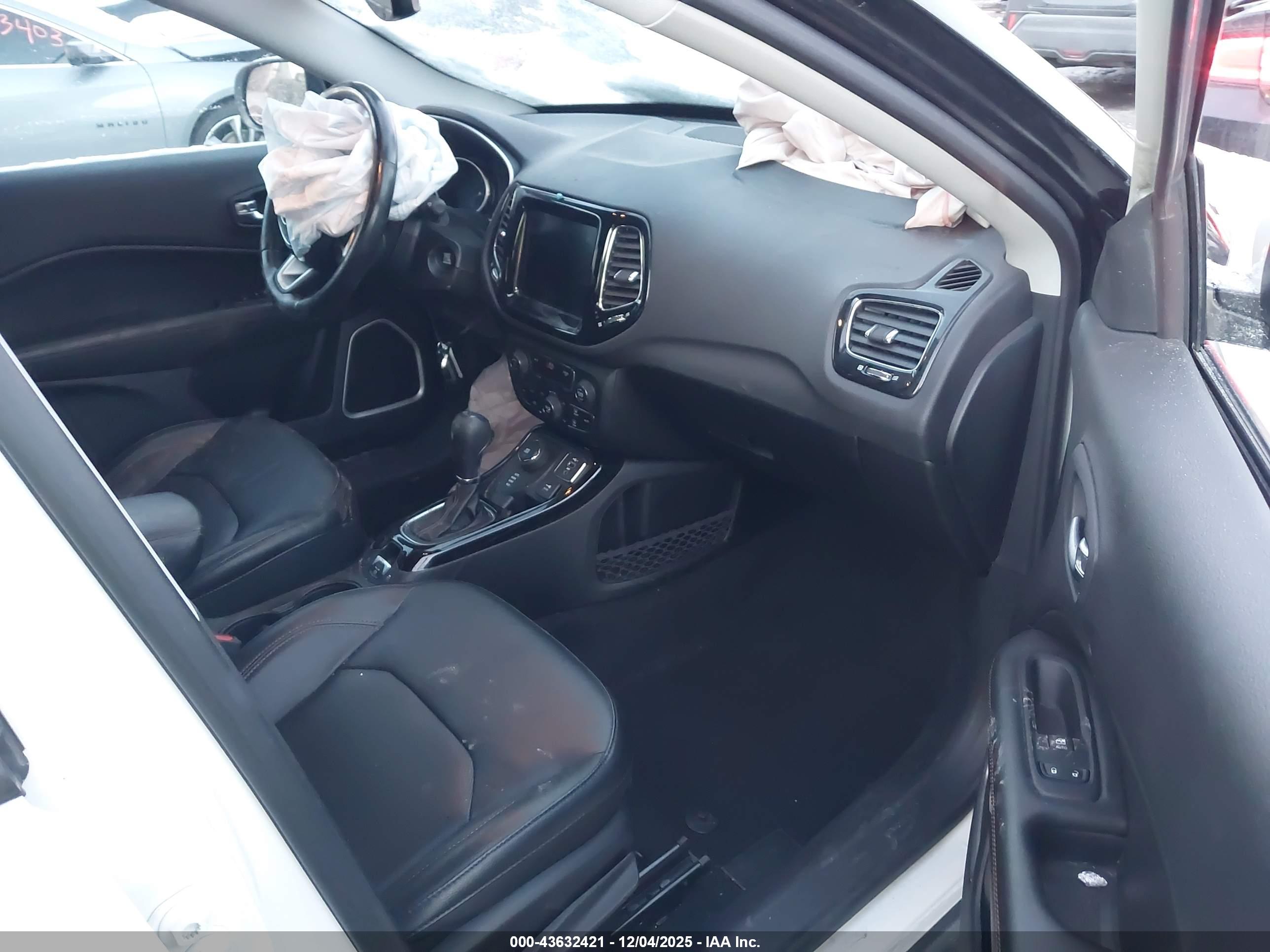 JEEP COMPASS image 5