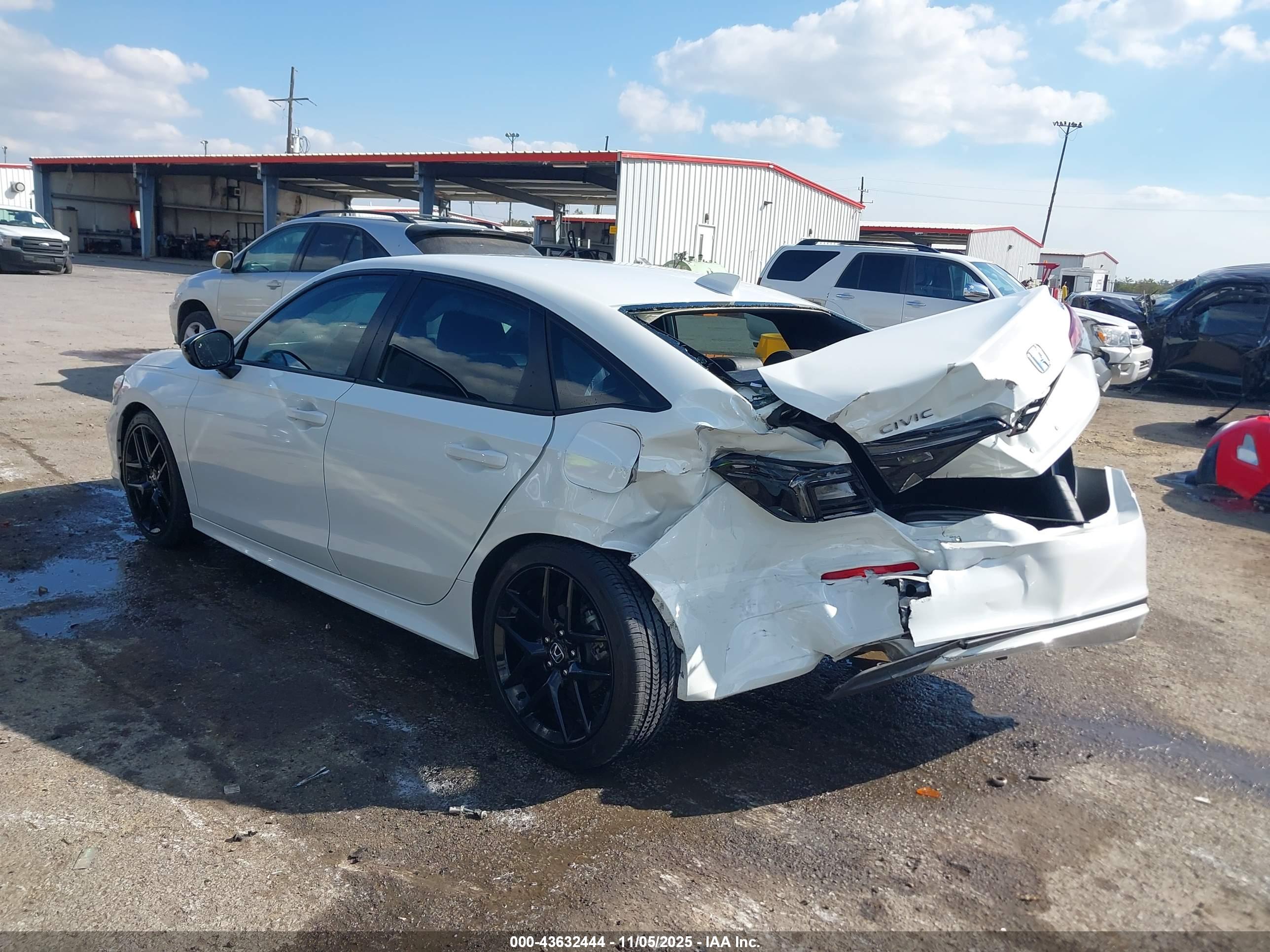 HONDA CIVIC image 3
