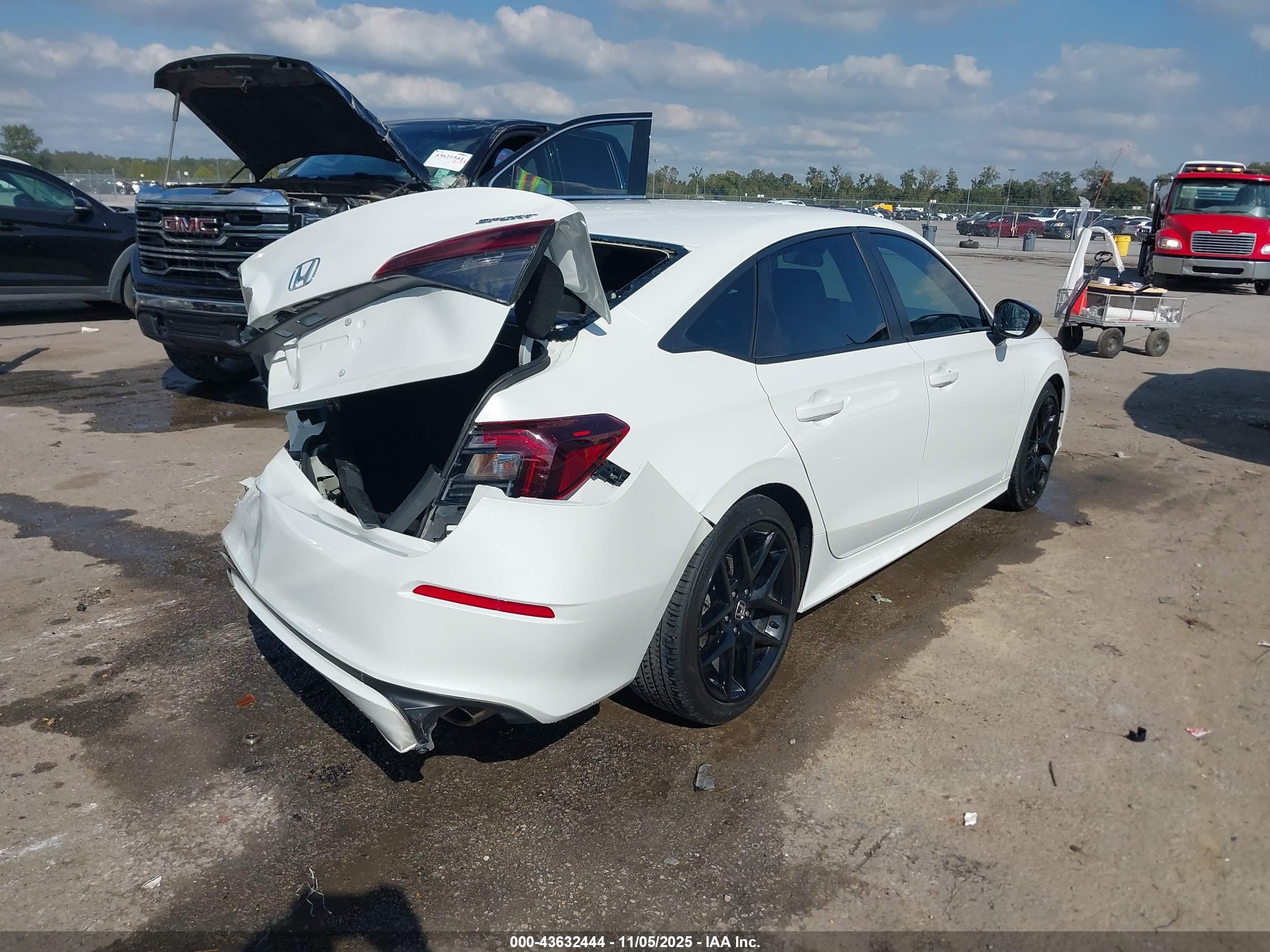 HONDA CIVIC image 4