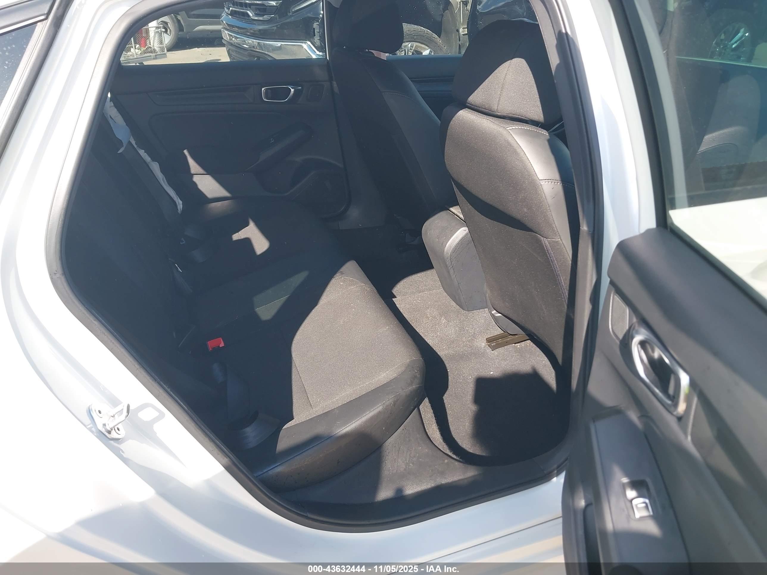 HONDA CIVIC image 8