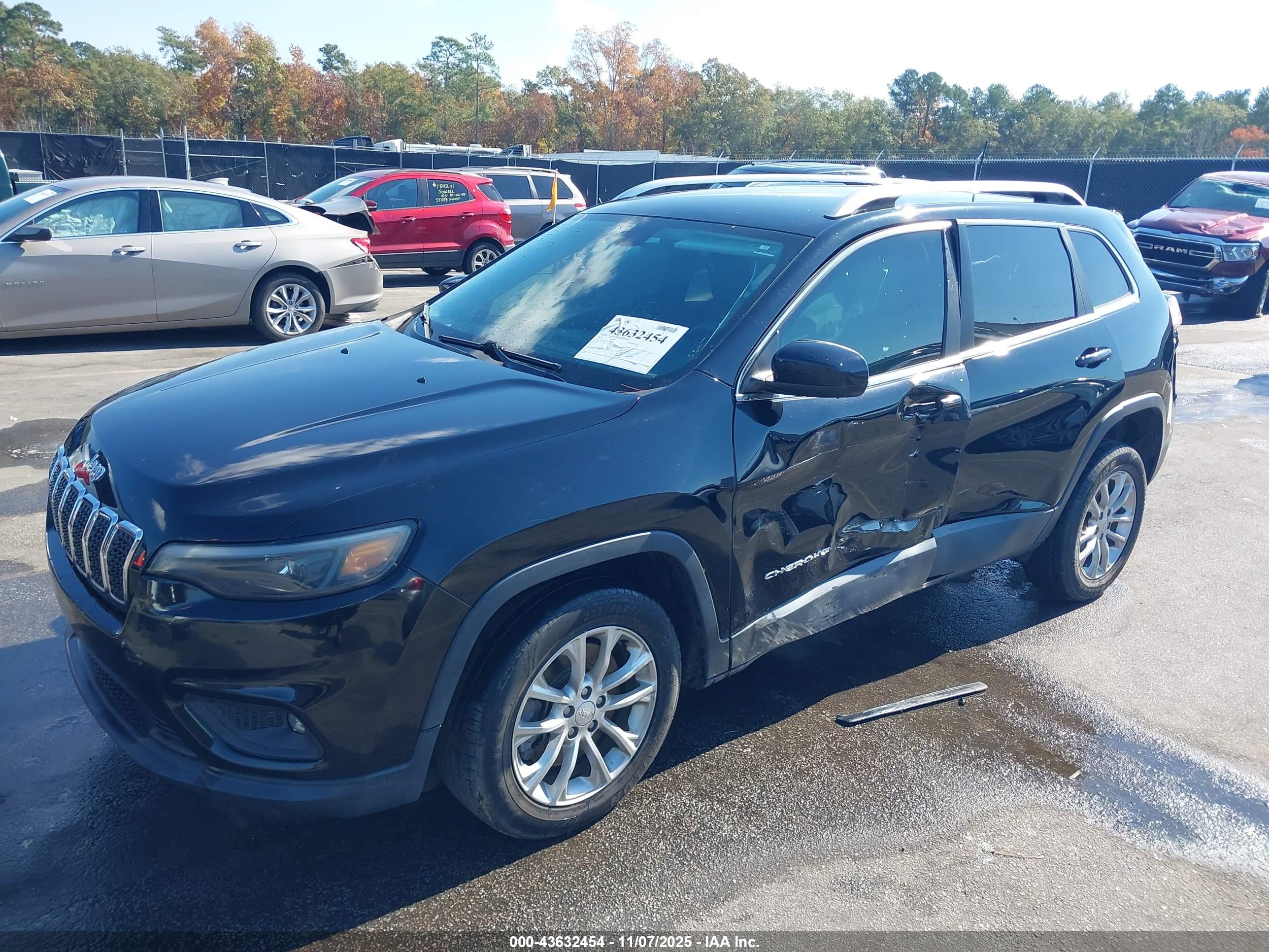 JEEP CHEROKEE image 2