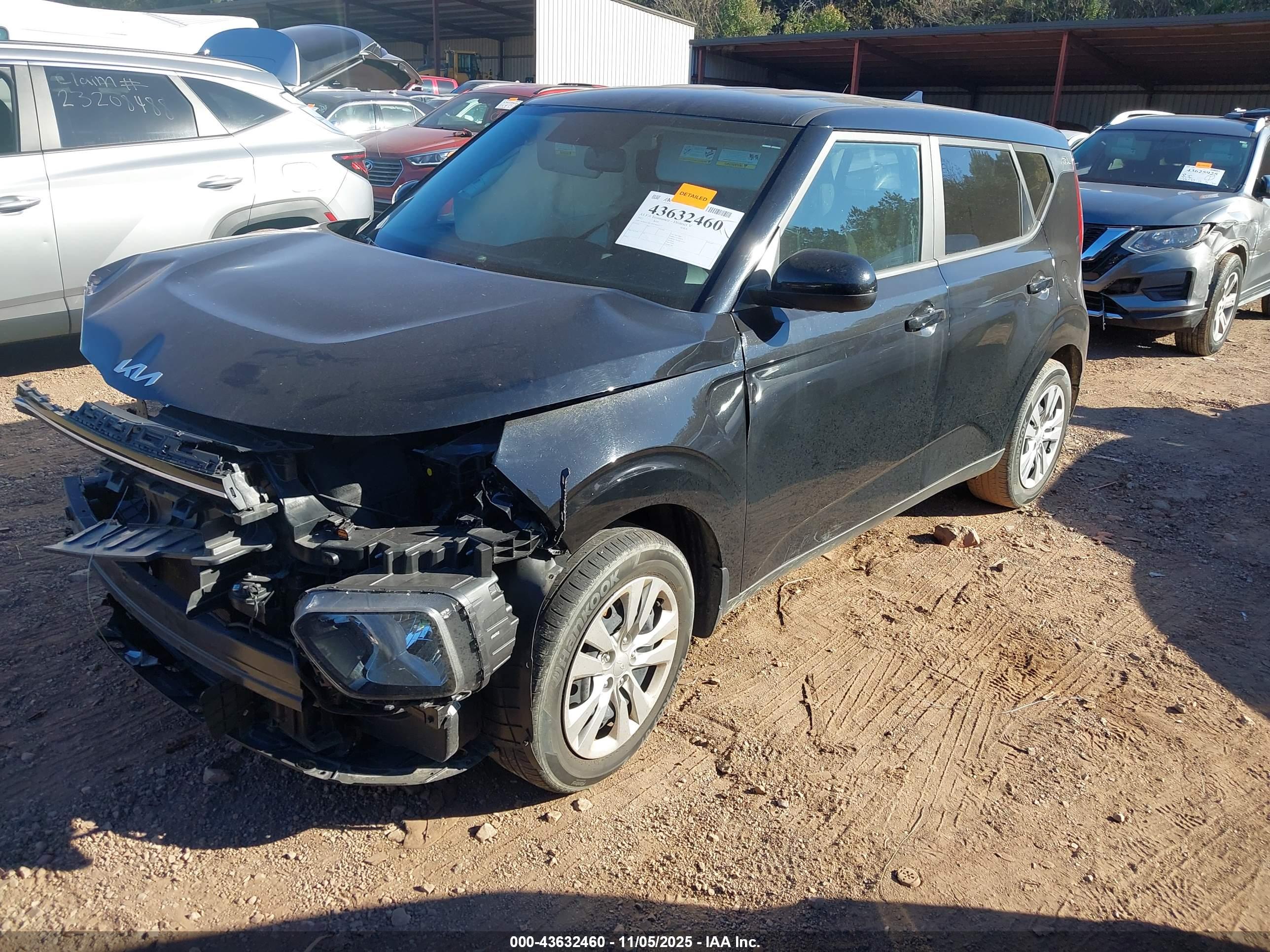 KIA SOUL image 2