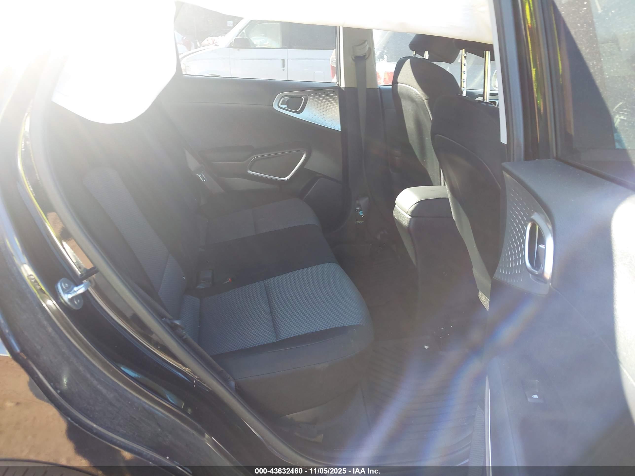 KIA SOUL image 8