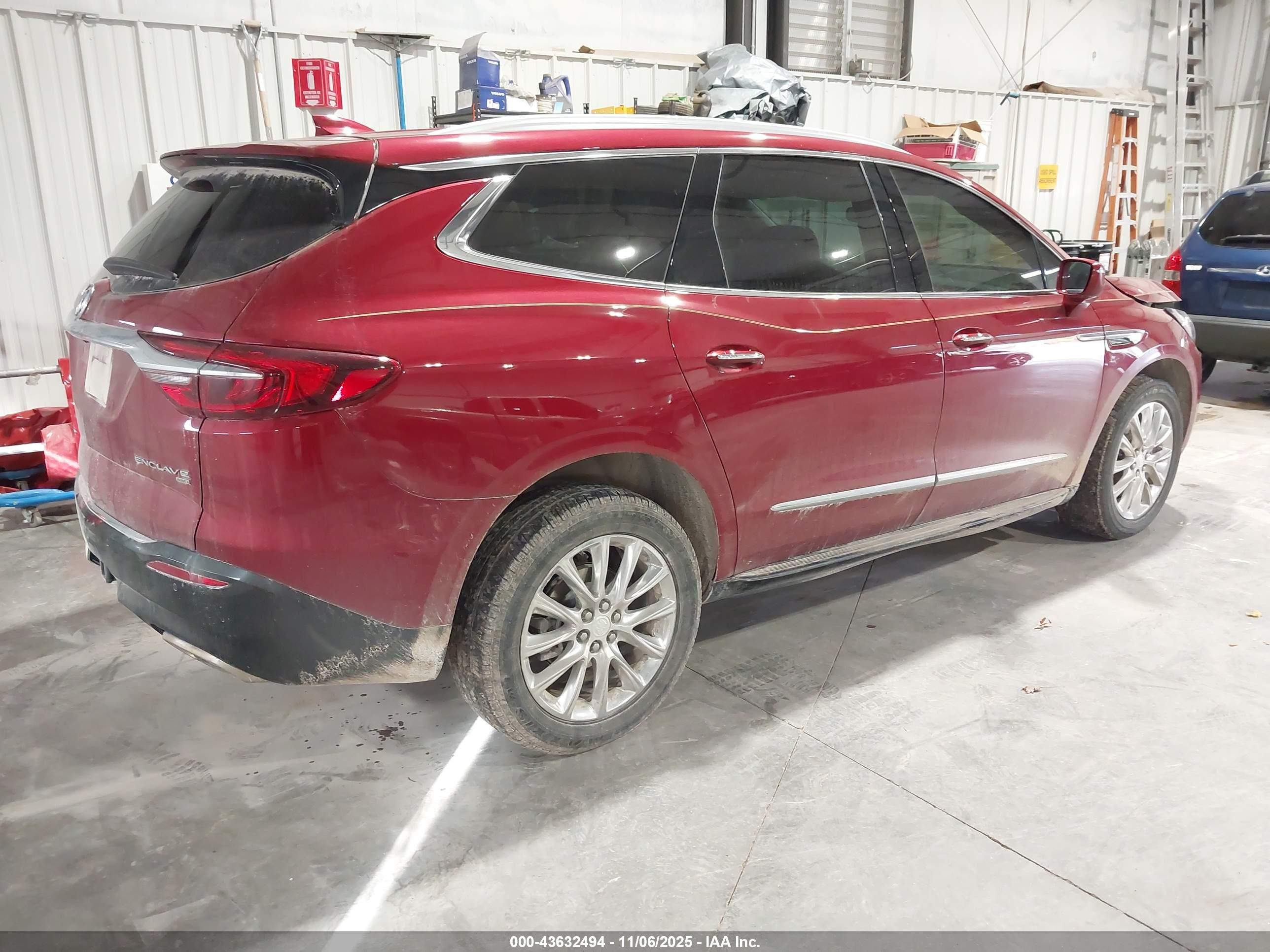 BUICK ENCLAVE image 4