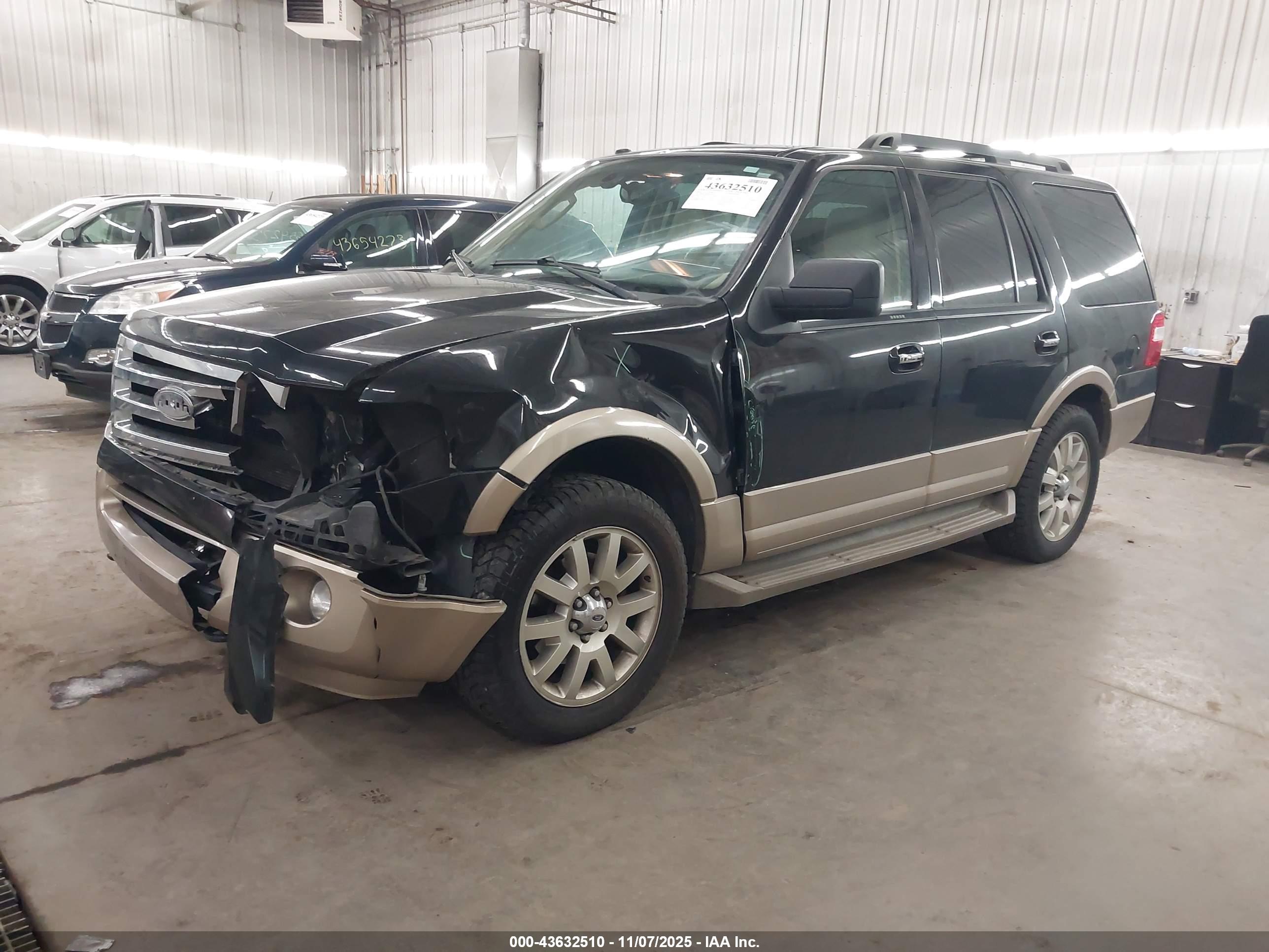FORD EXPEDITION image 2