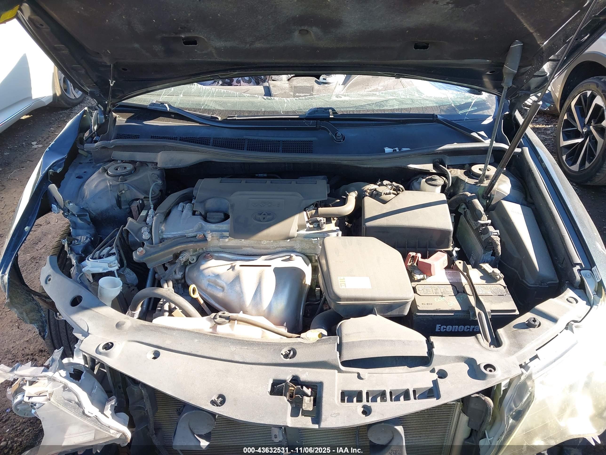 TOYOTA CAMRY image 10
