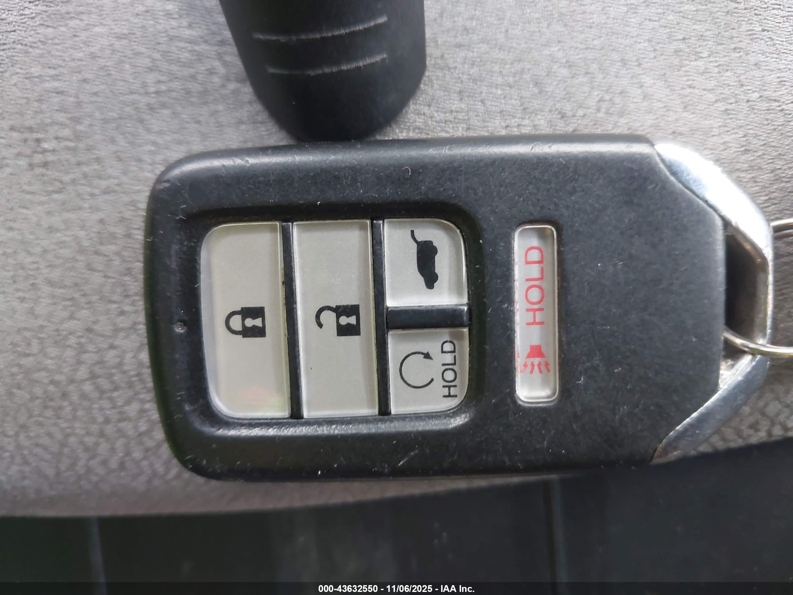 HONDA CR-V image 11