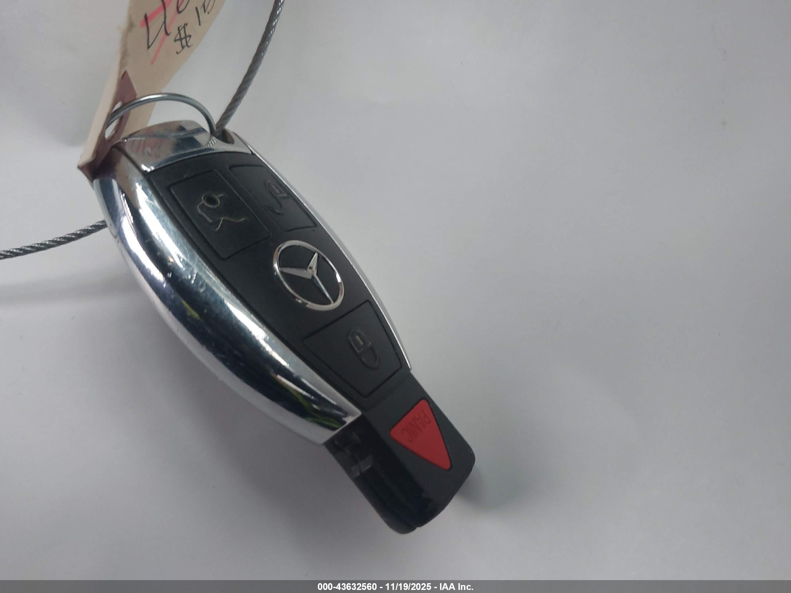 MERCEDES-BENZ GLC image 11