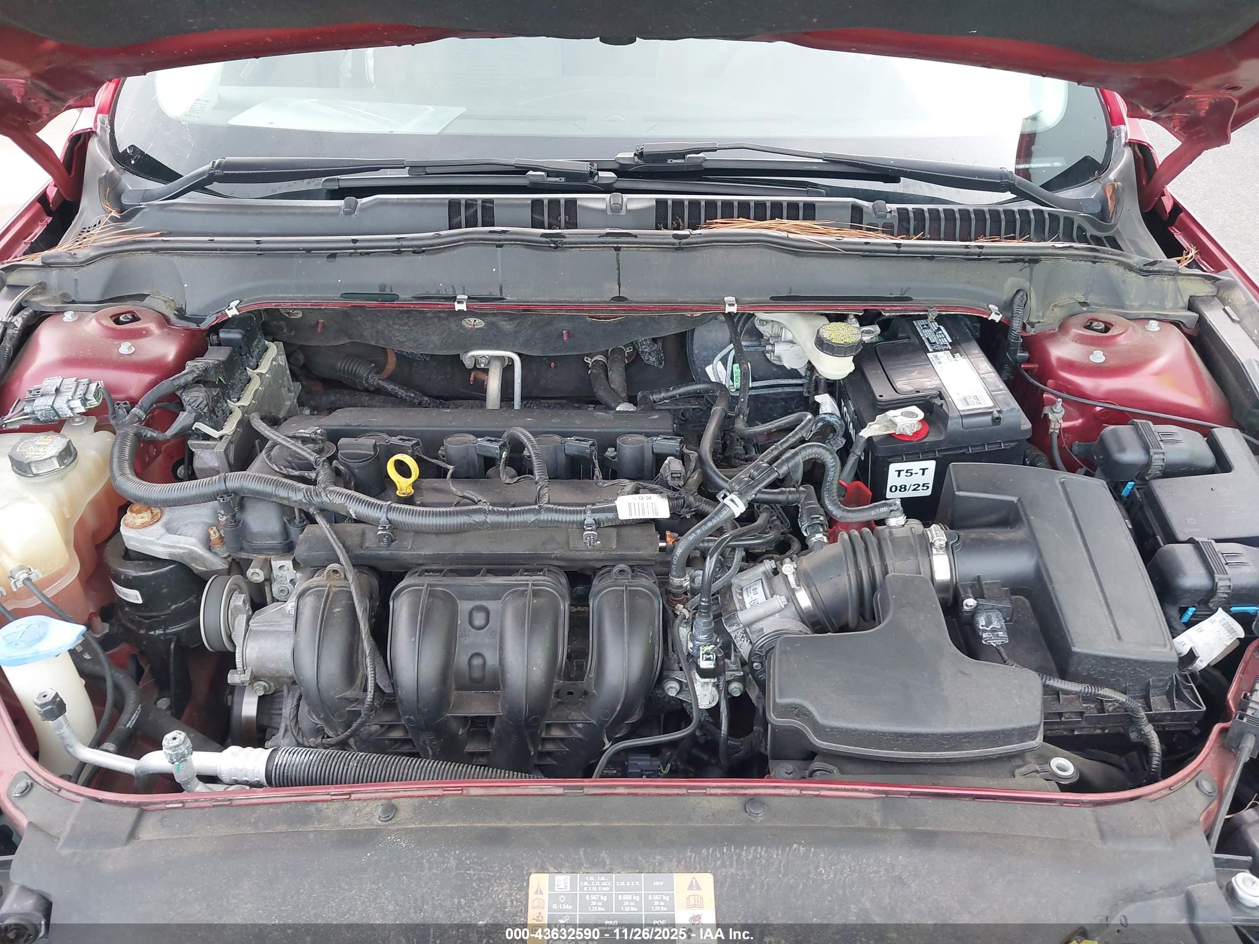 FORD FUSION image 10