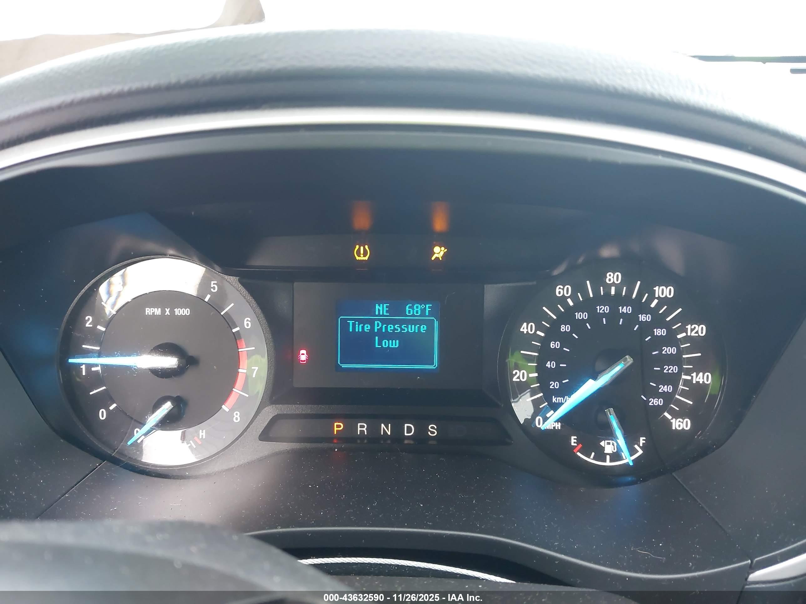 FORD FUSION image 7