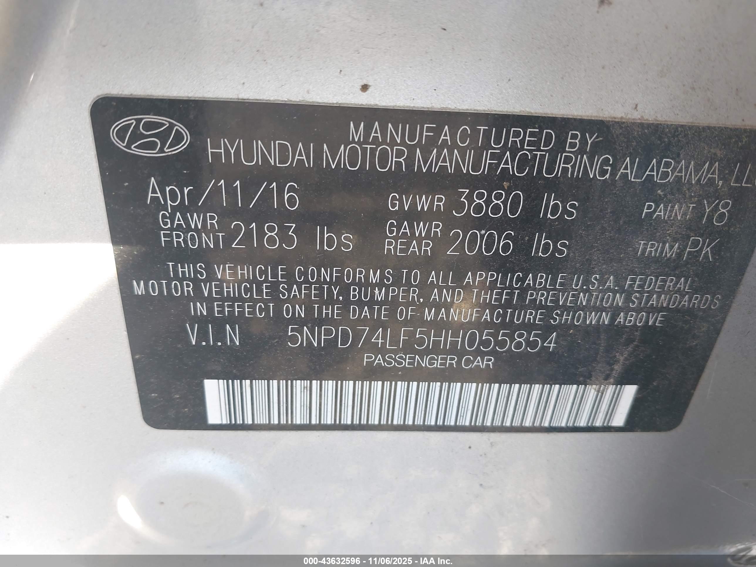HYUNDAI ELANTRA image 9