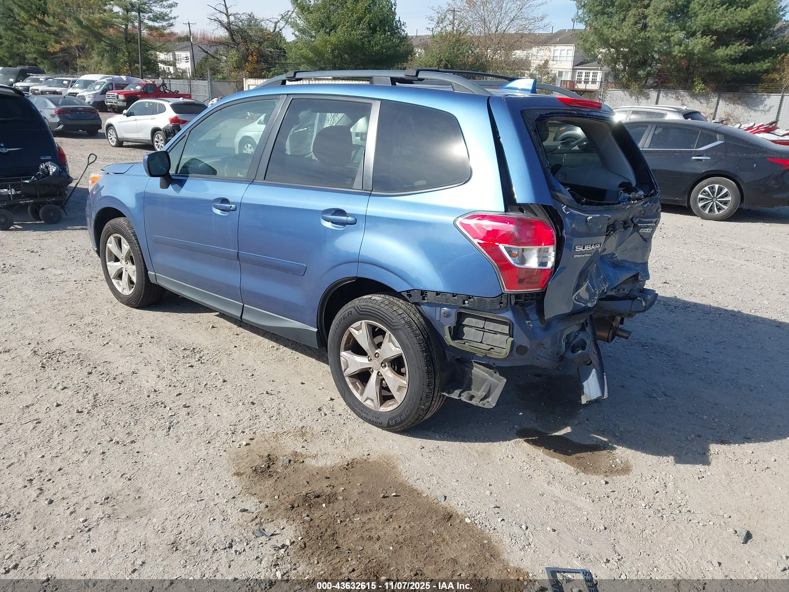 SUBARU FORESTER image 3